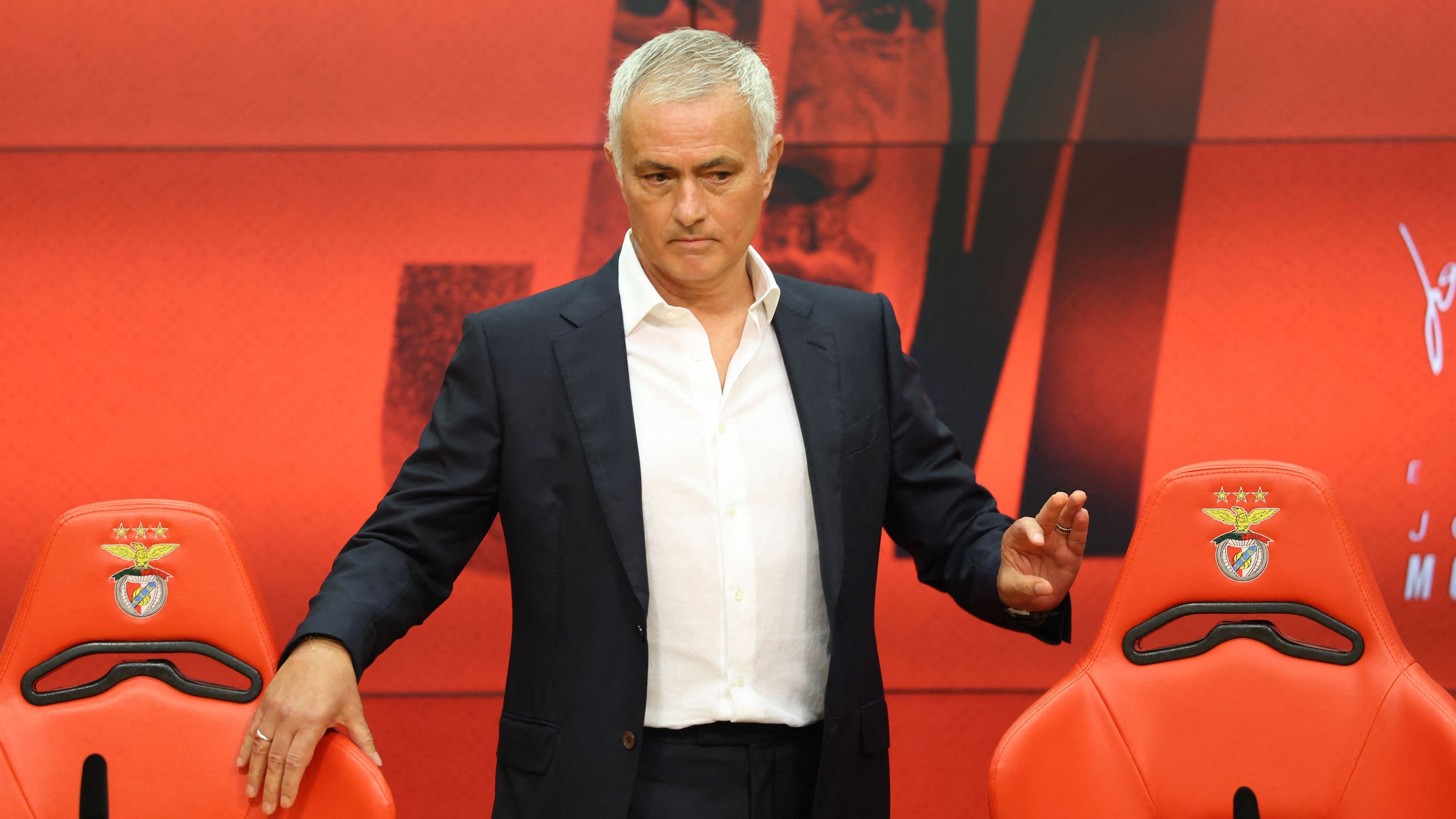 FBL-POR-LIGA-BENFICA-MOURINHO