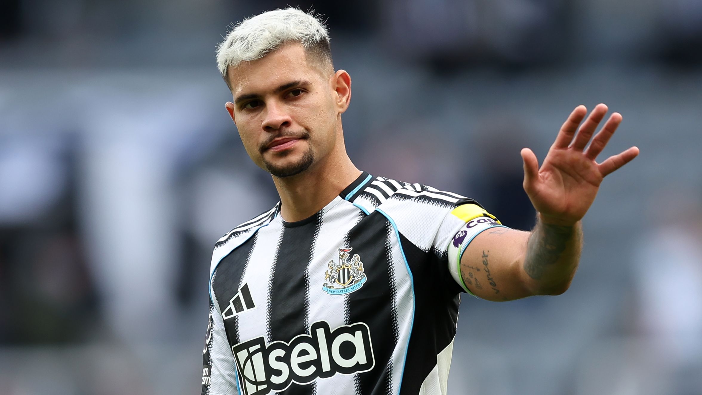 Newcastle United v Wolverhampton Wanderers - Premier League