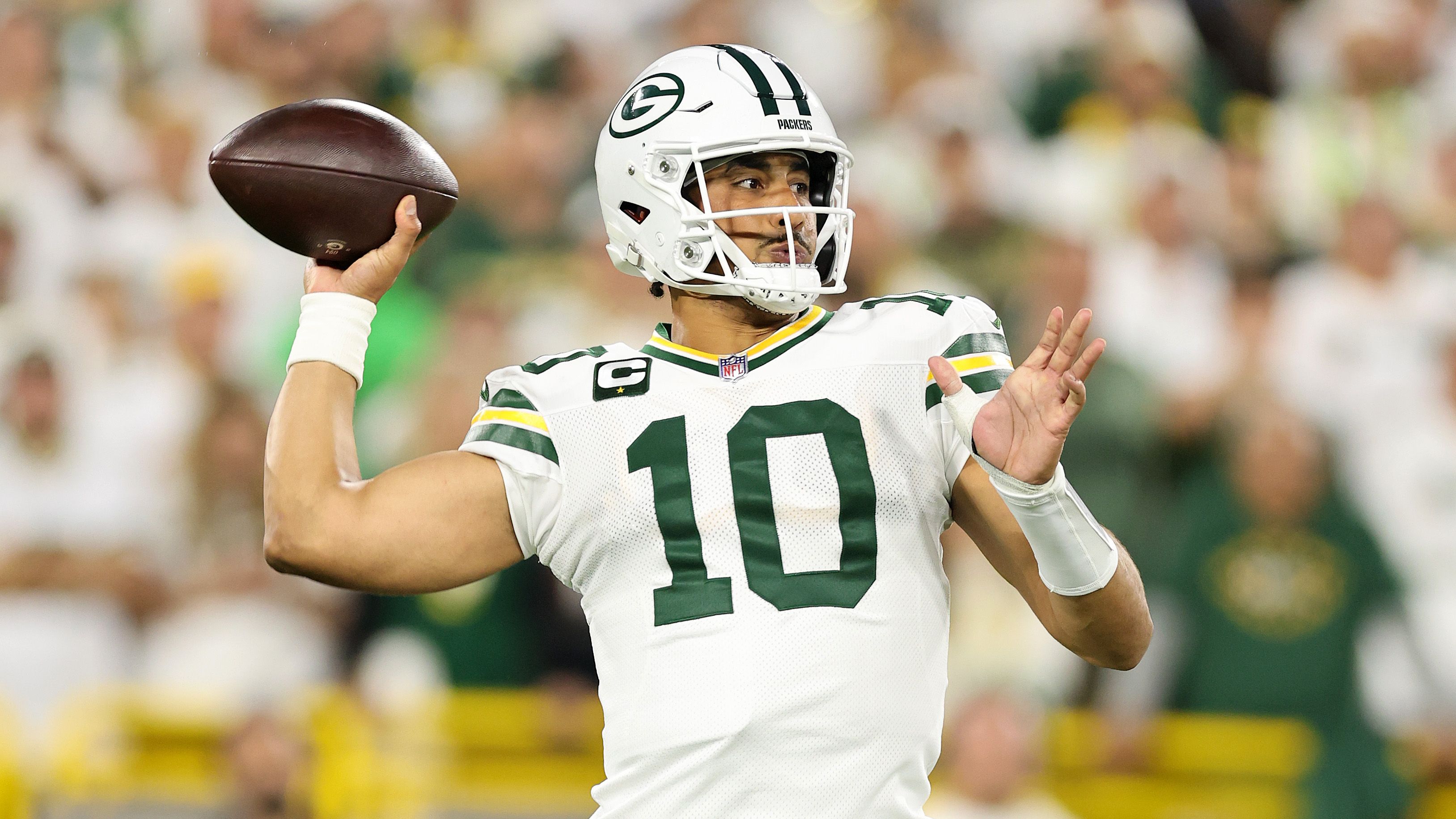 Washington Commanders v Green Bay Packers - NFL 2025