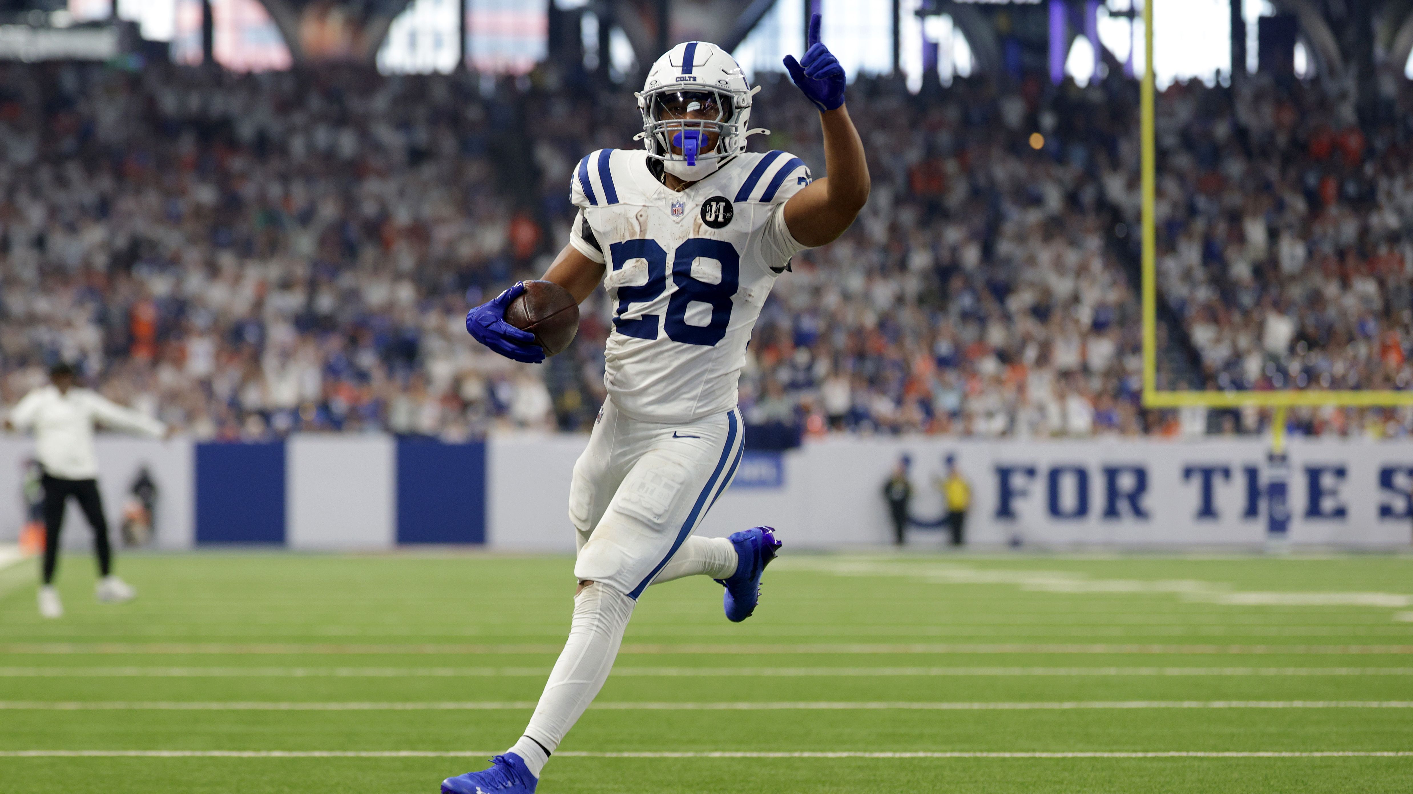 Denver Broncos v Indianapolis Colts