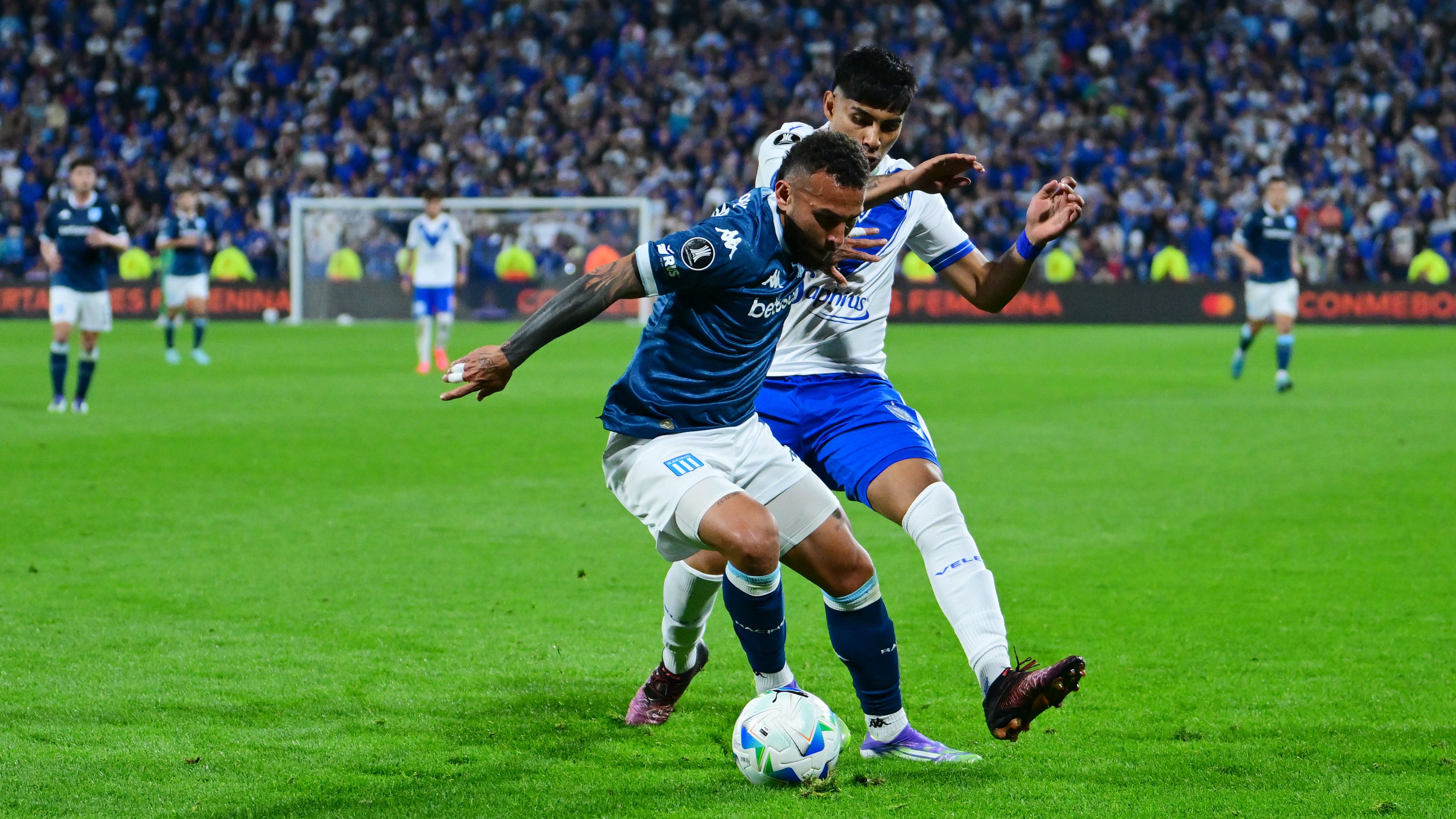 Velez v Racing Club - Copa CONMEBOL Libertadores 2025