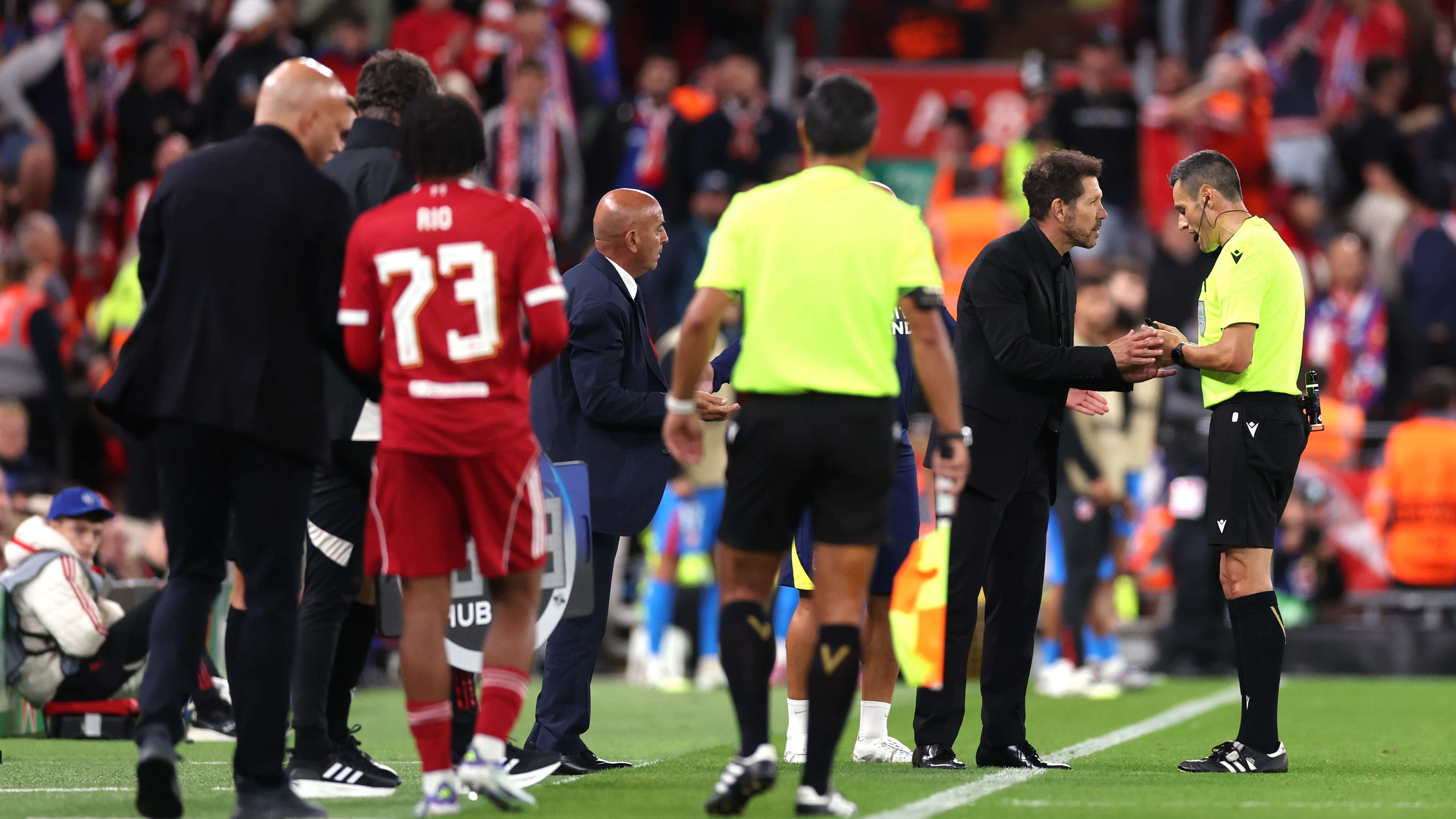 دييجو سيميوني أمام ليفربول