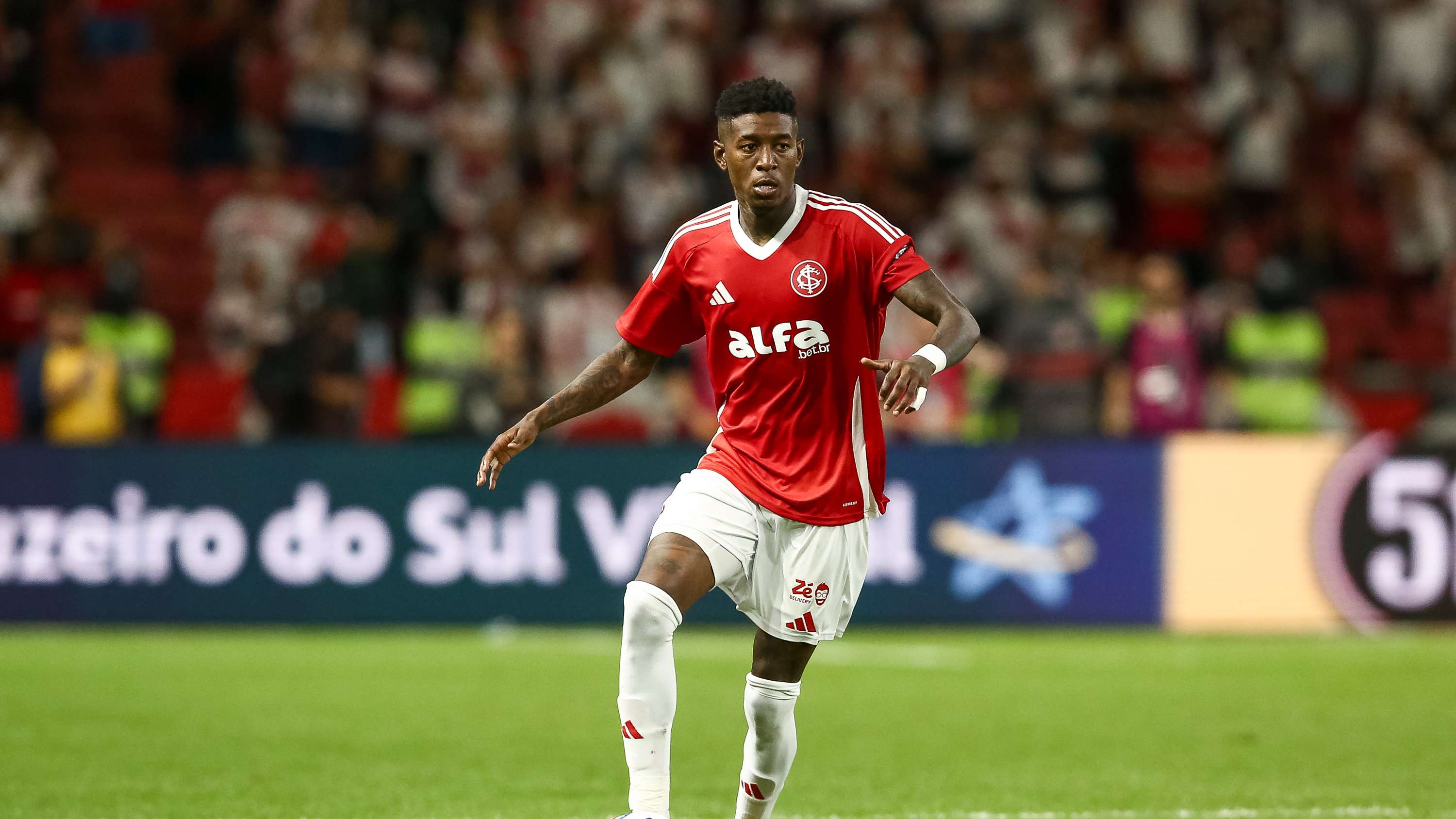 Internacional v Gremio - Brasileirao 2025