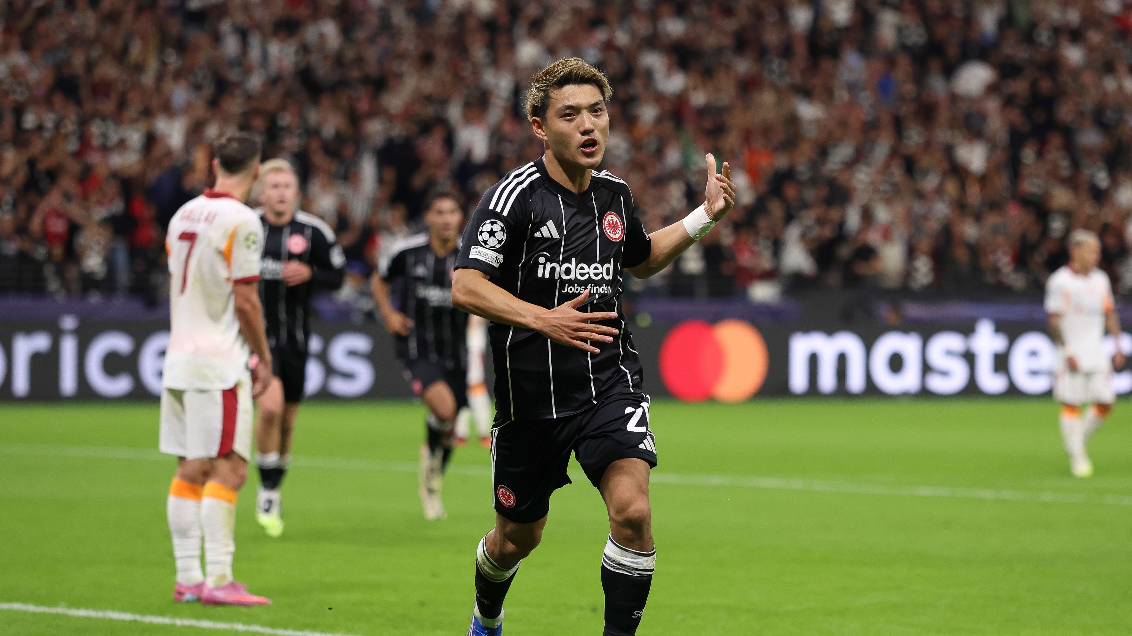 Eintracht Frankfurt v Galatasaray A.S. - UEFA Champions League 2025/26 League Phase MD1