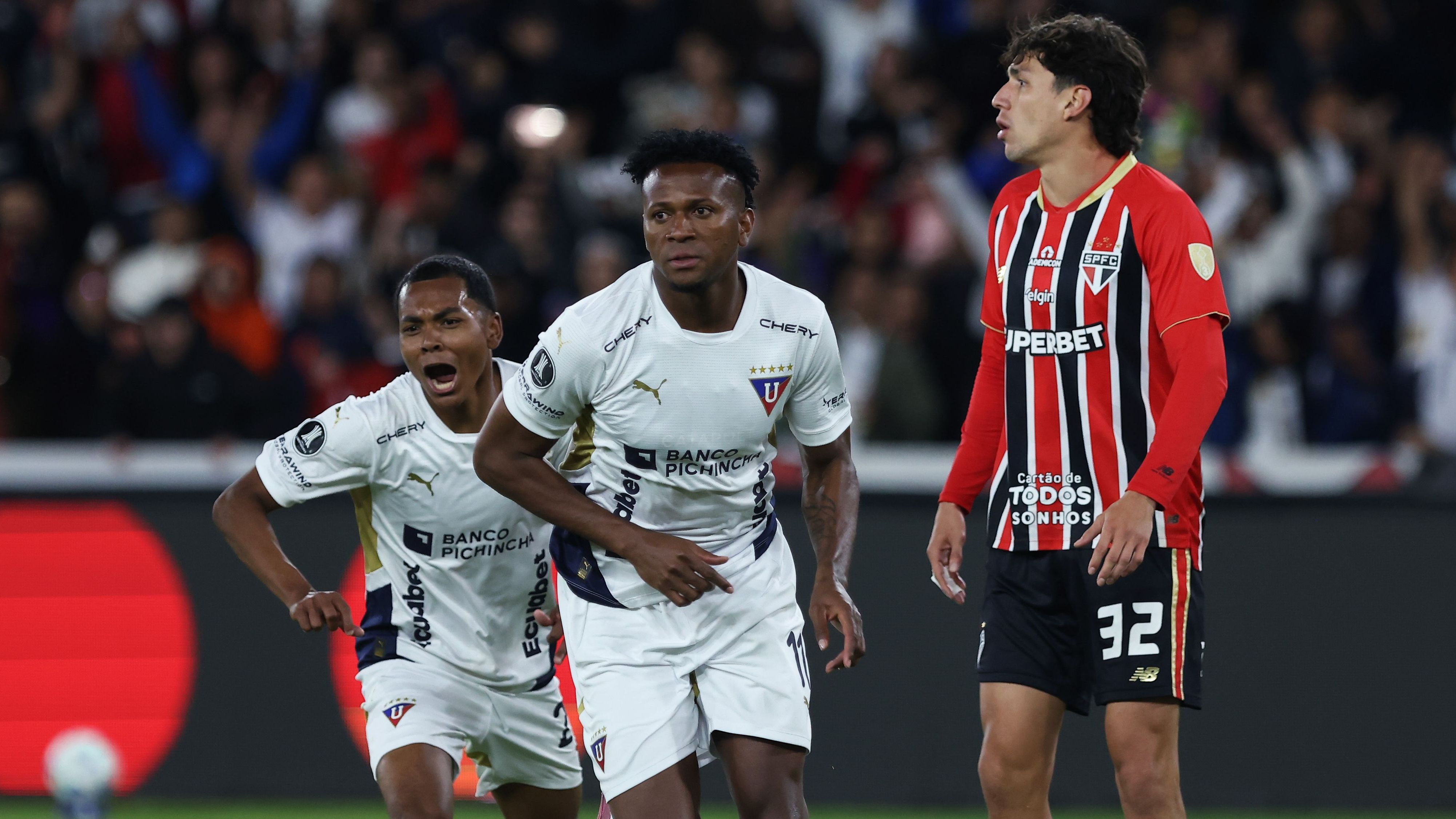 LDU Quito v Sao Paulo - Copa CONMEBOL Libertadores 2025