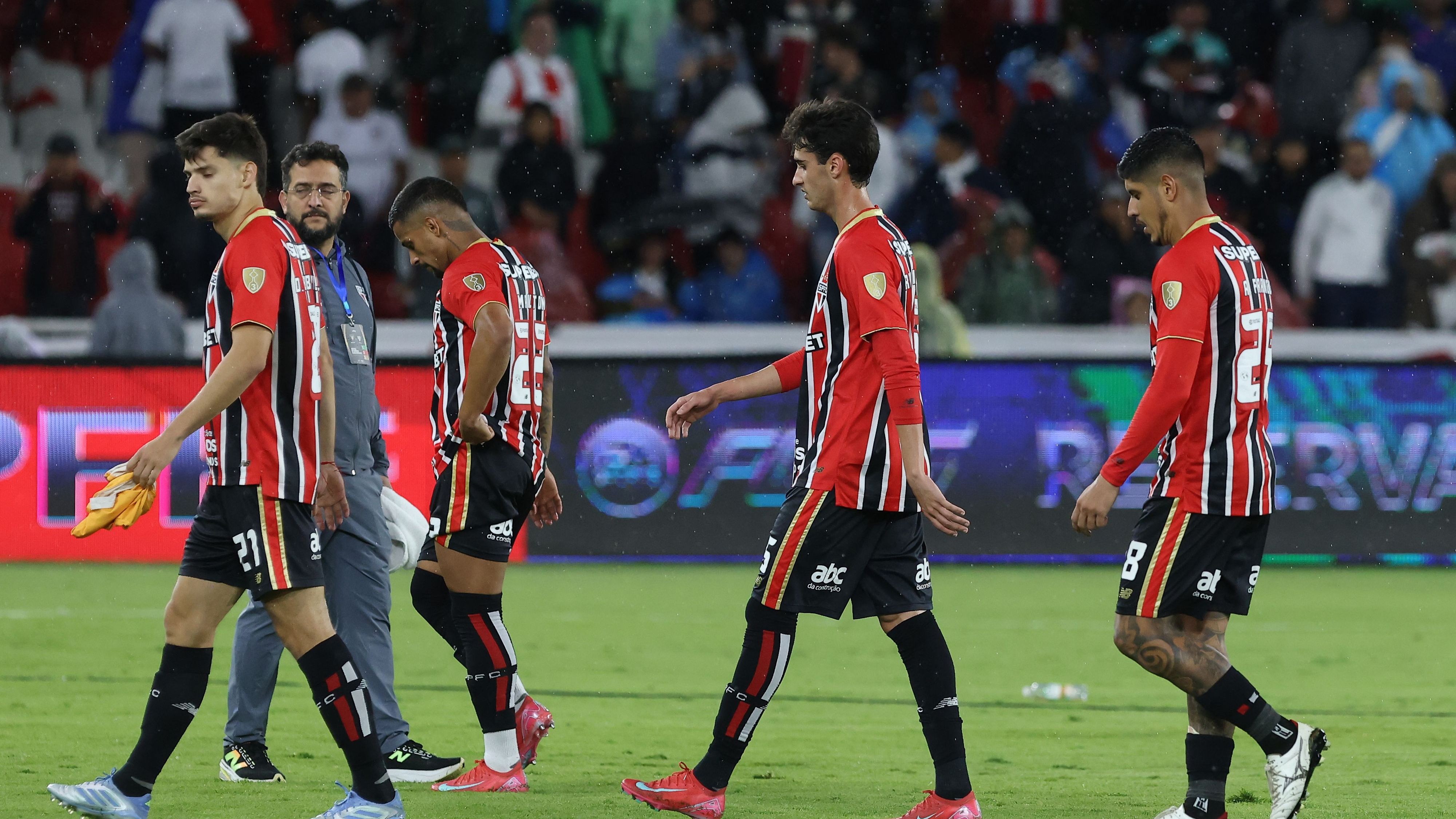 LDU Quito v Sao Paulo - Copa CONMEBOL Libertadores 2025