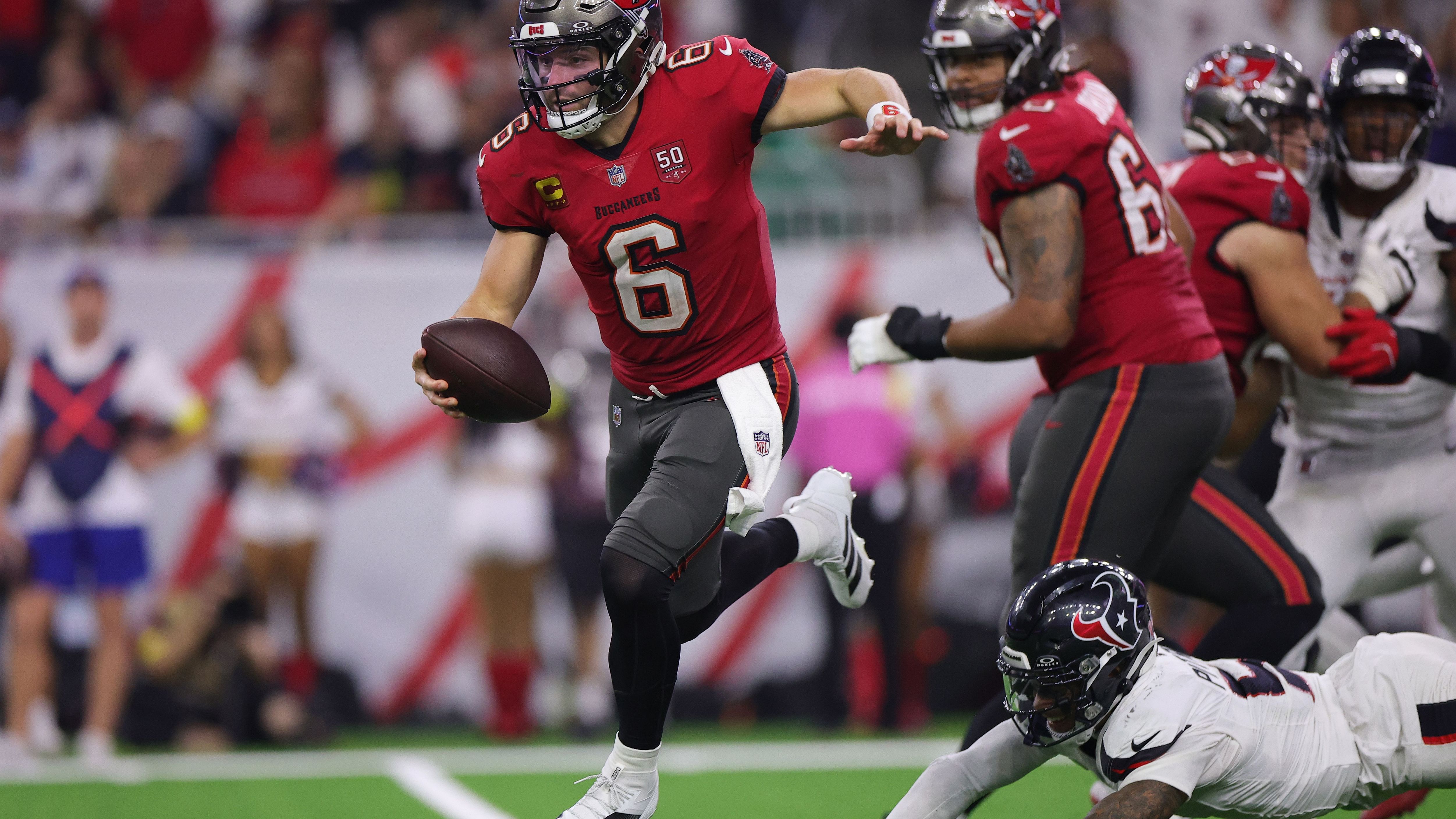 Tampa Bay Buccaneers v Houston Texans - NFL 2025