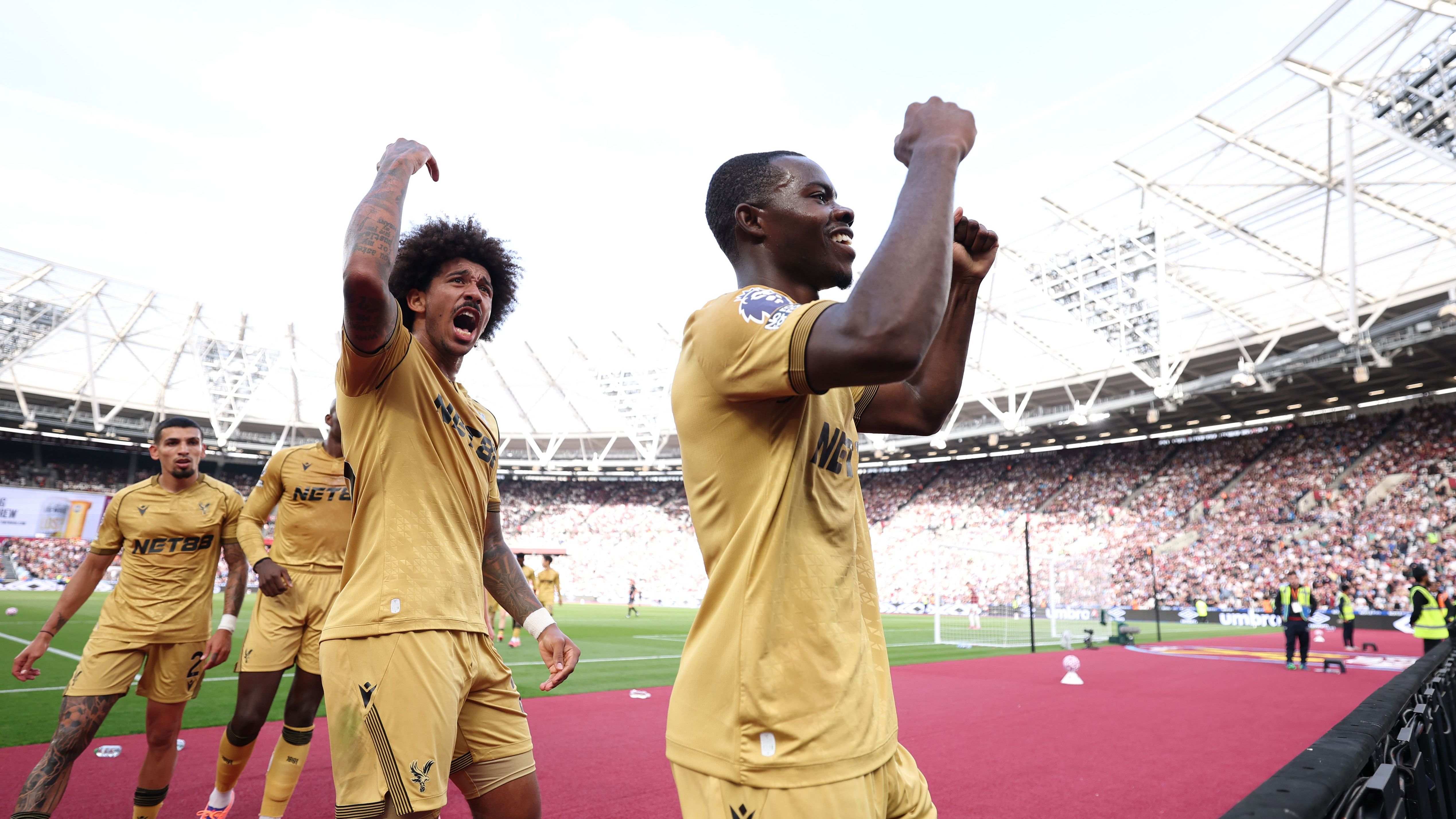 West Ham United v Crystal Palace - Premier League