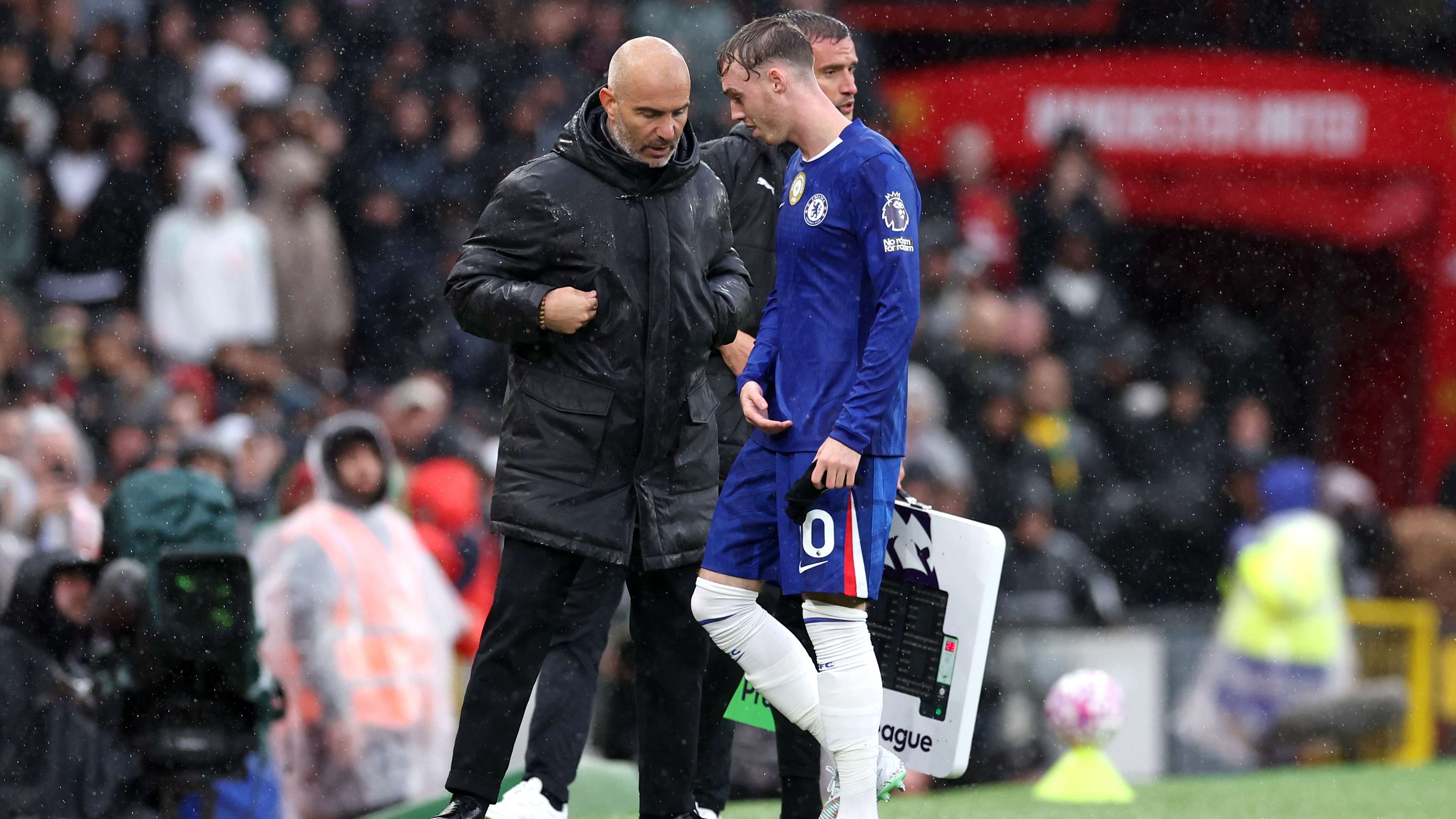 Manchester United v Chelsea - Premier League