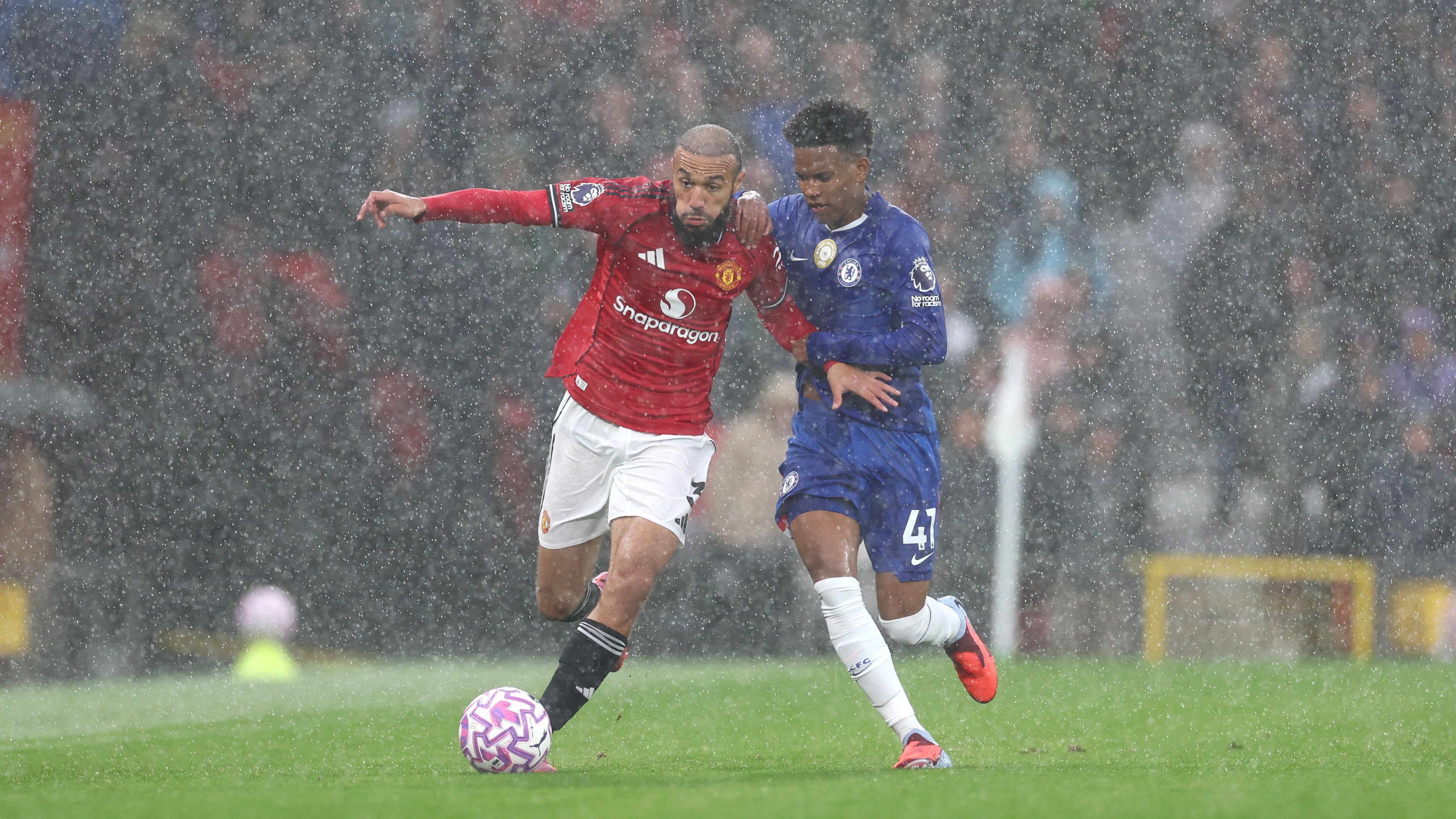 Manchester United v Chelsea - Premier League