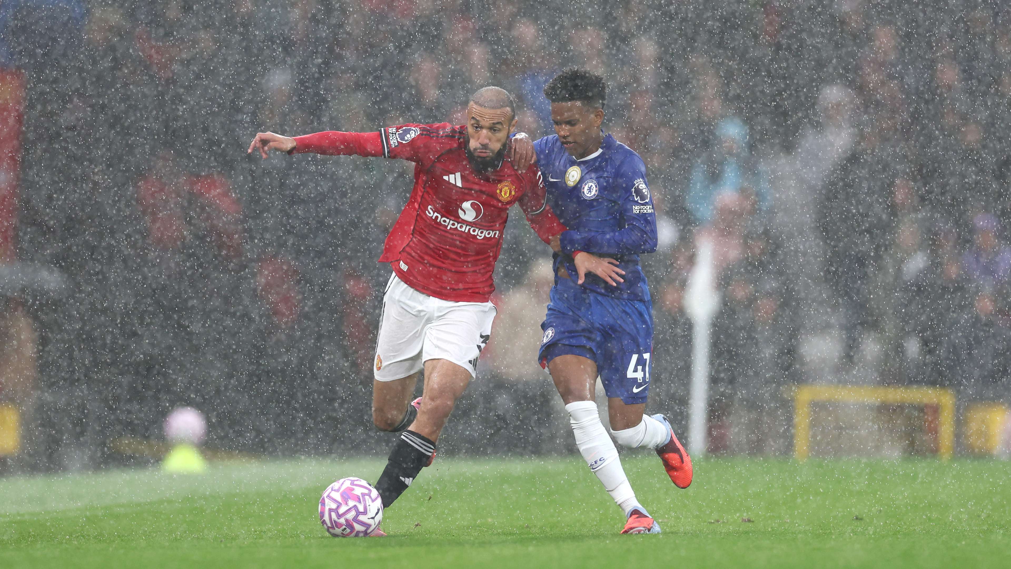 Manchester United v Chelsea - Premier League