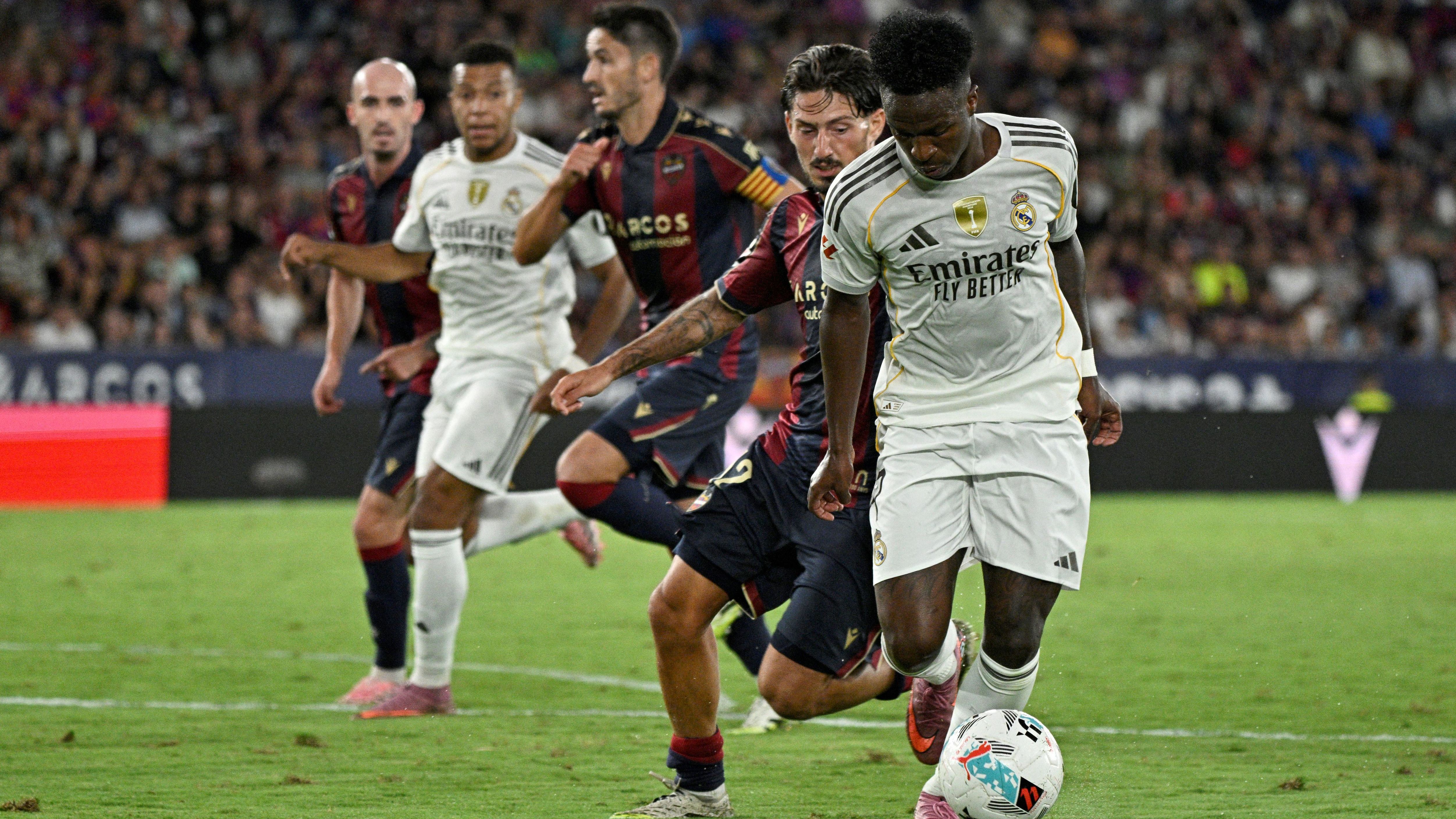 FBL-ESP-LIGA-LEVANTE-REAL MADRID