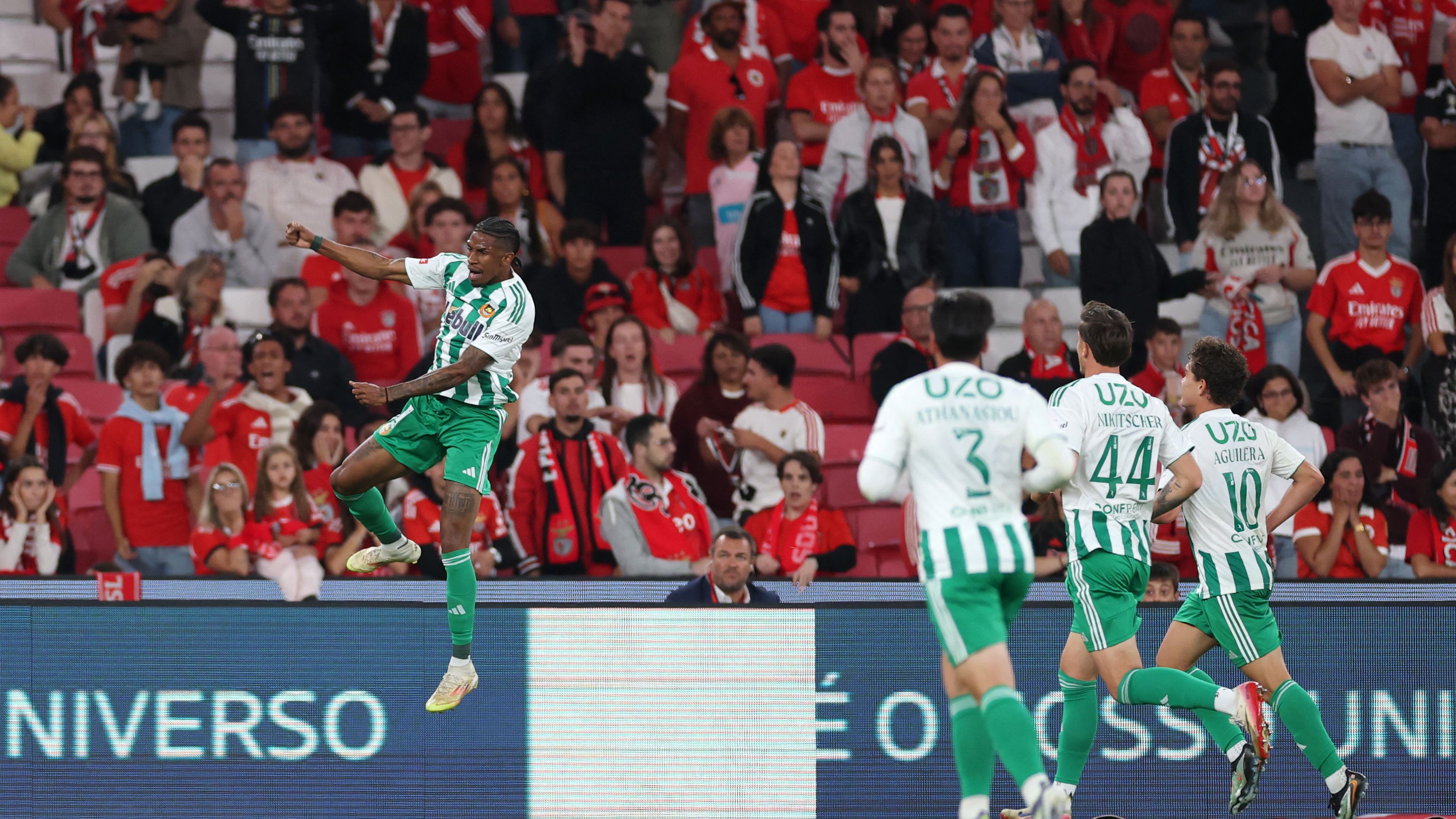 FBL-POR-LIGA-BENFICA-RIO AVE