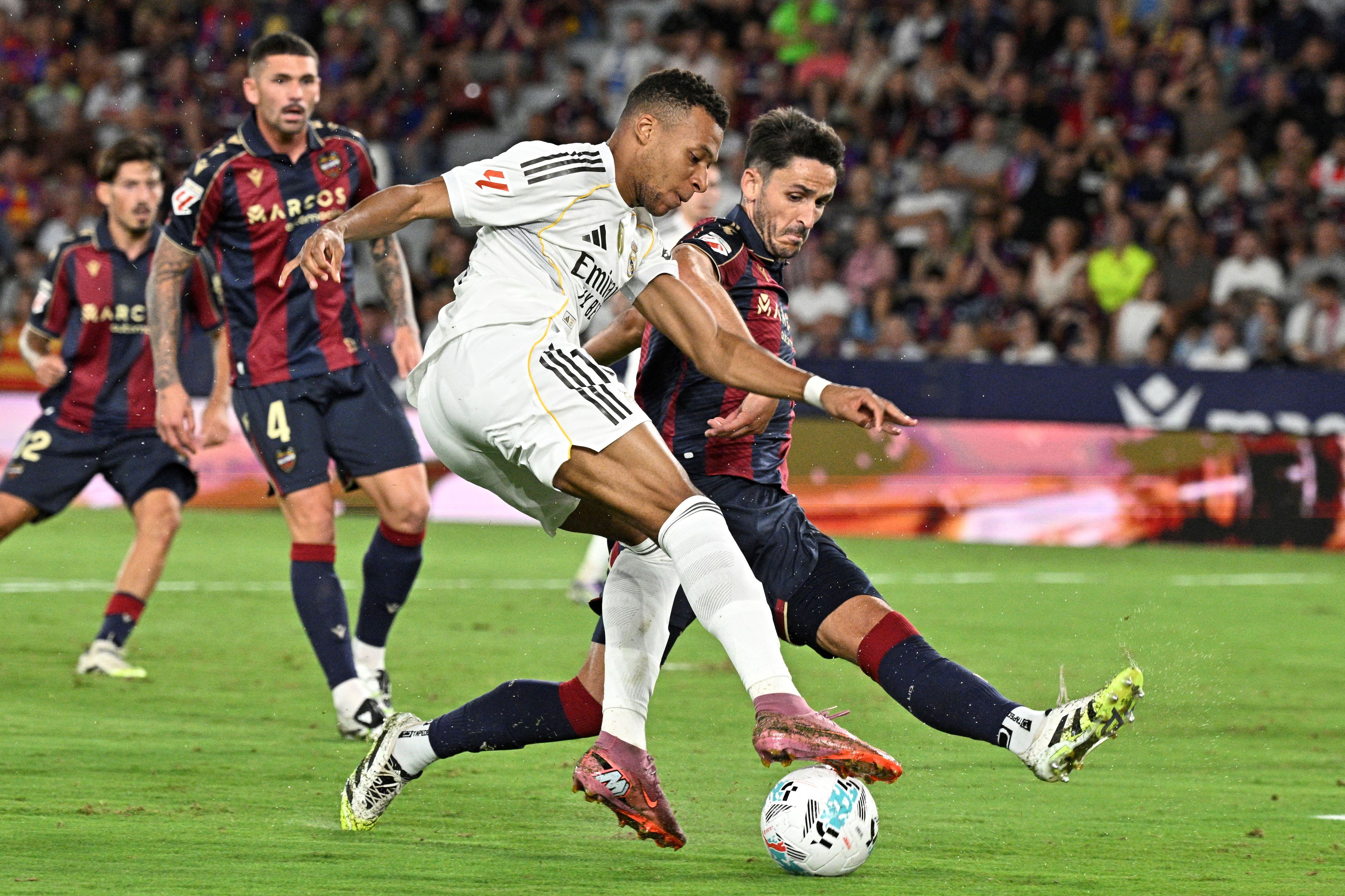 FBL-ESP-LIGA-LEVANTE-REAL MADRID