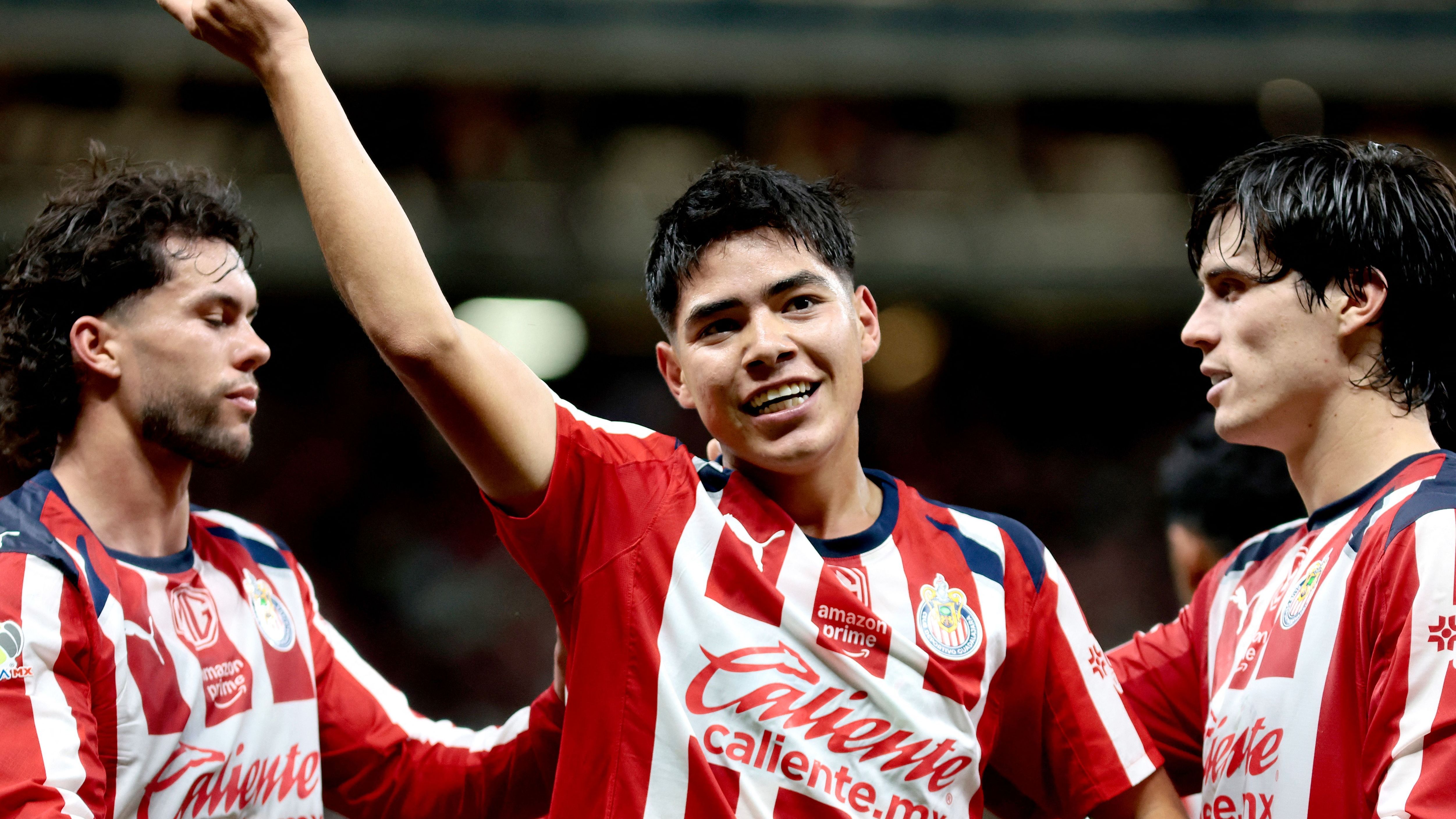 TOPSHOT-FBL-MEX-GUADALAJARA-NECAXA