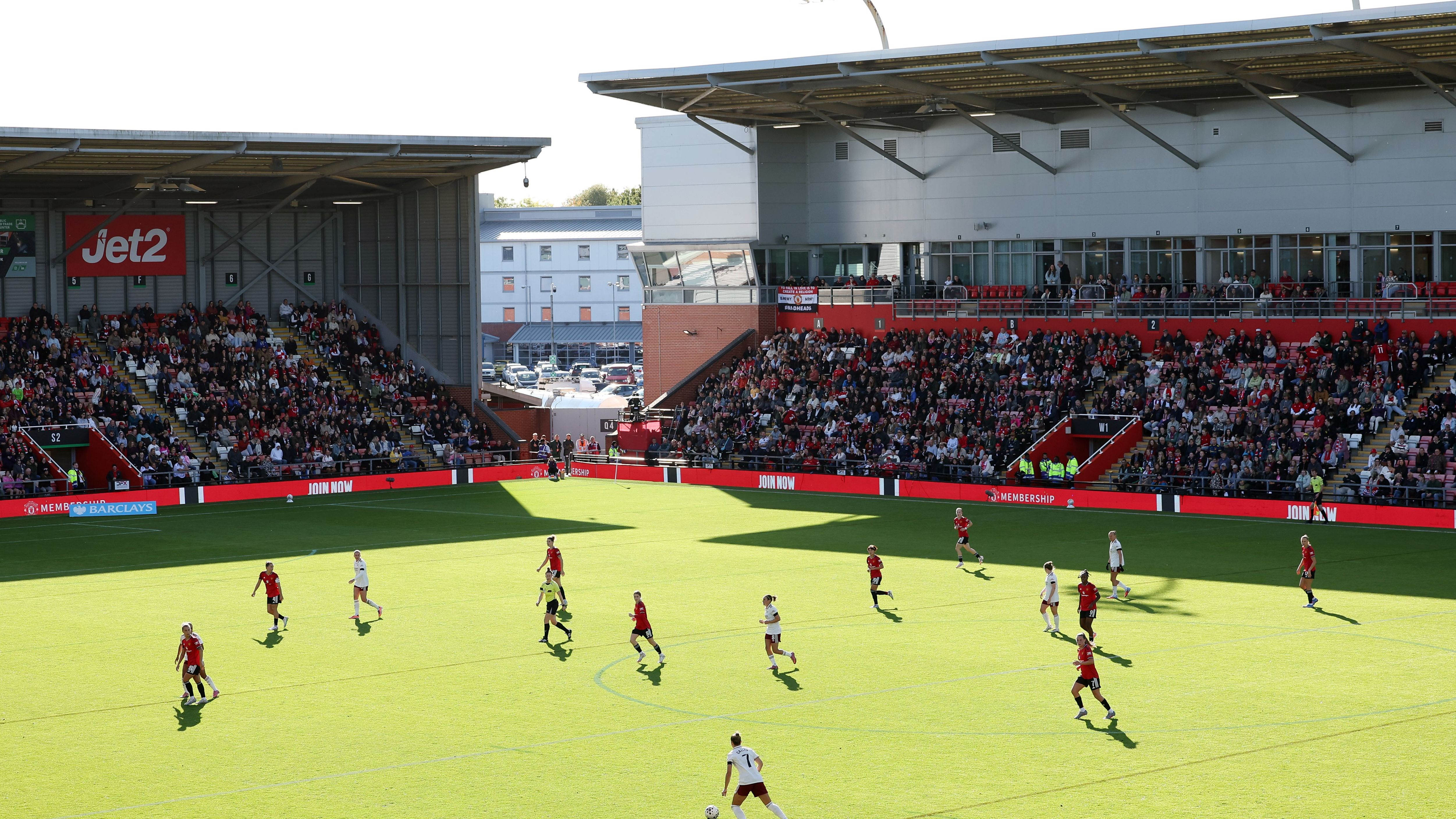 Manchester United v Arsenal - Barclays Women's Super League