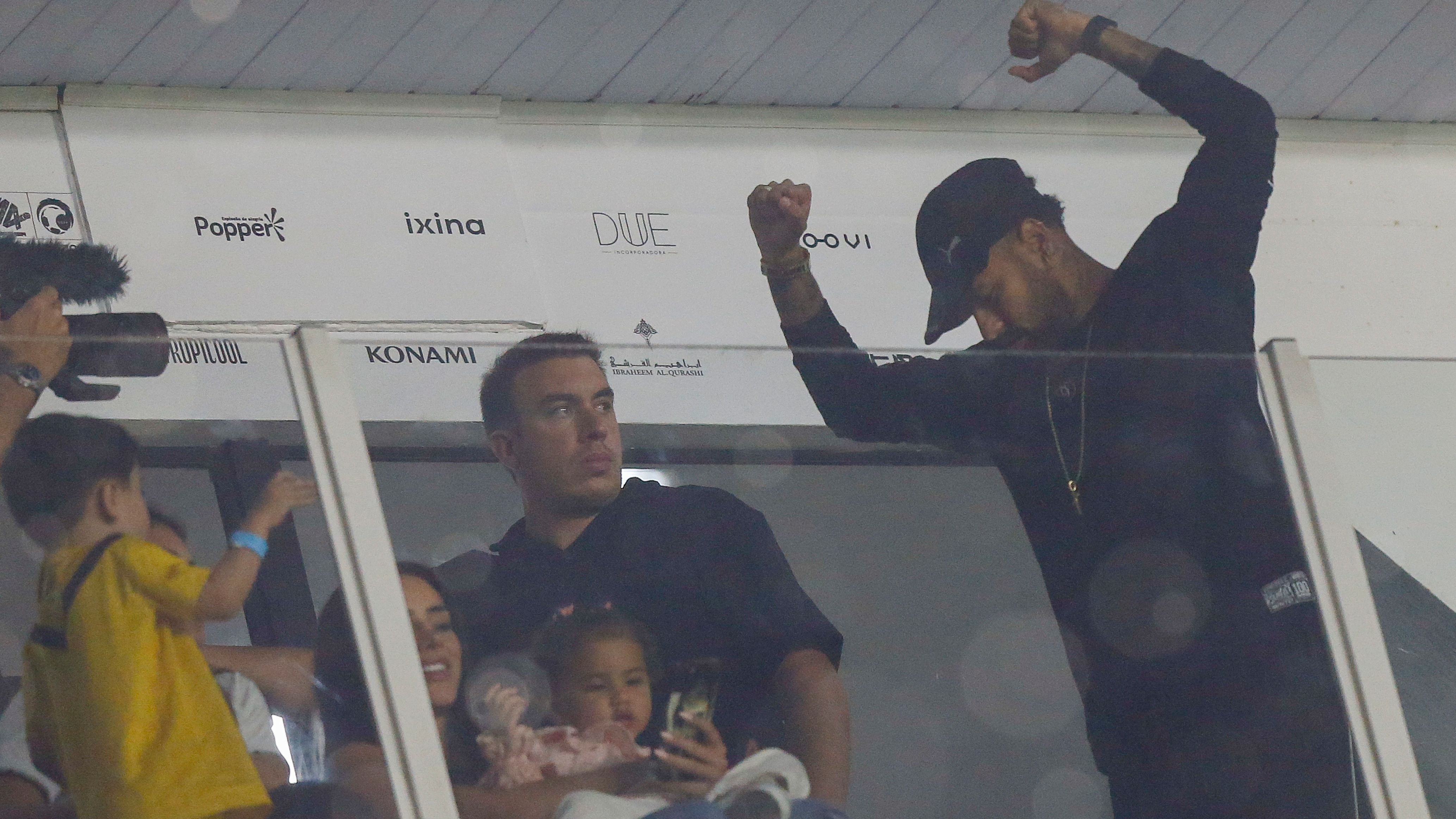 Santos v Sao Paulo - Brasileirao 2025