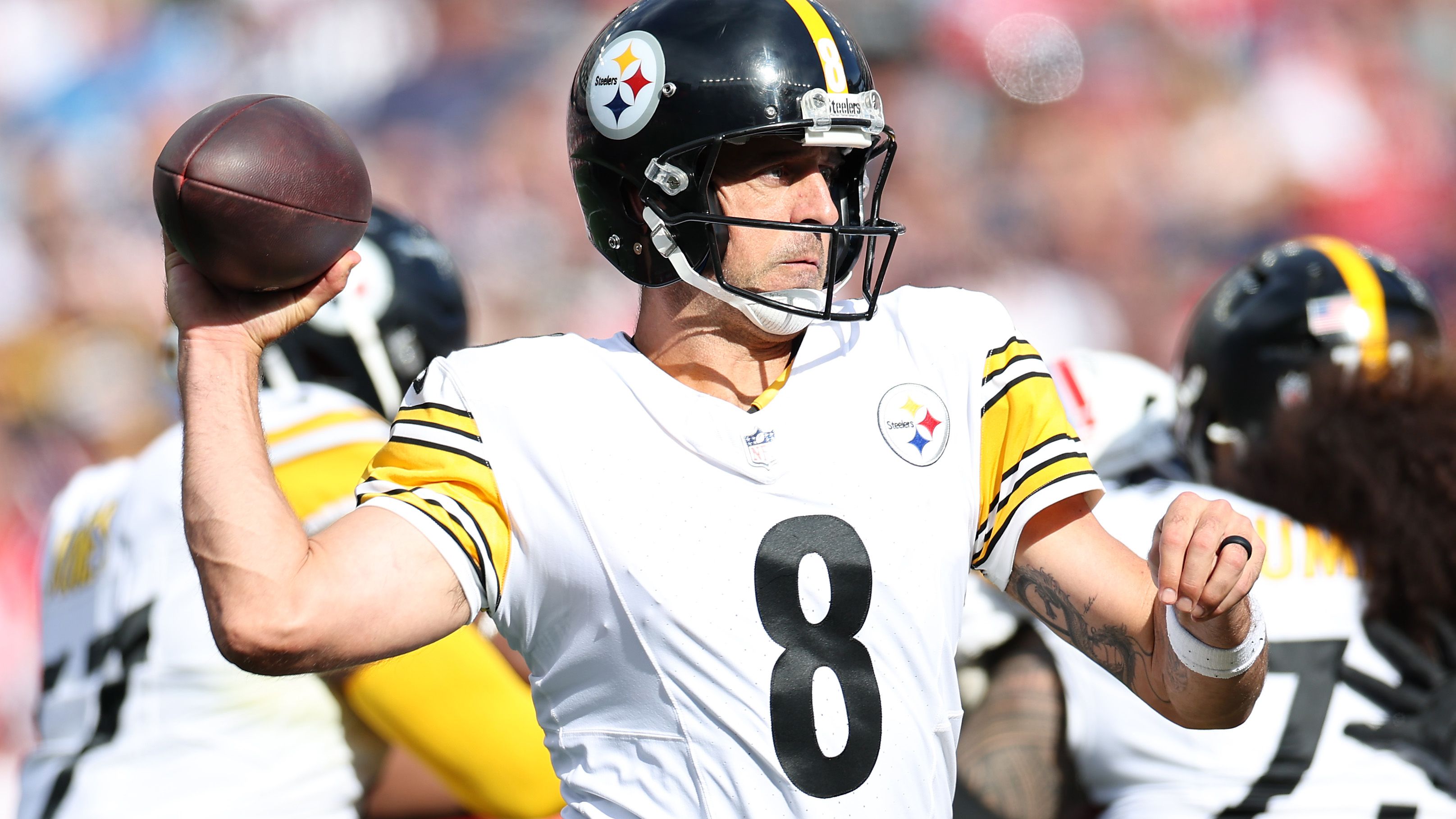 Pittsburgh Steelers v New England Patriots