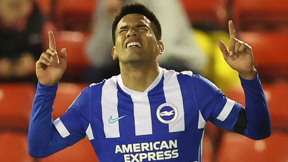 Barnsley v Brighton & Hove Albion - Carabao Cup Third Round