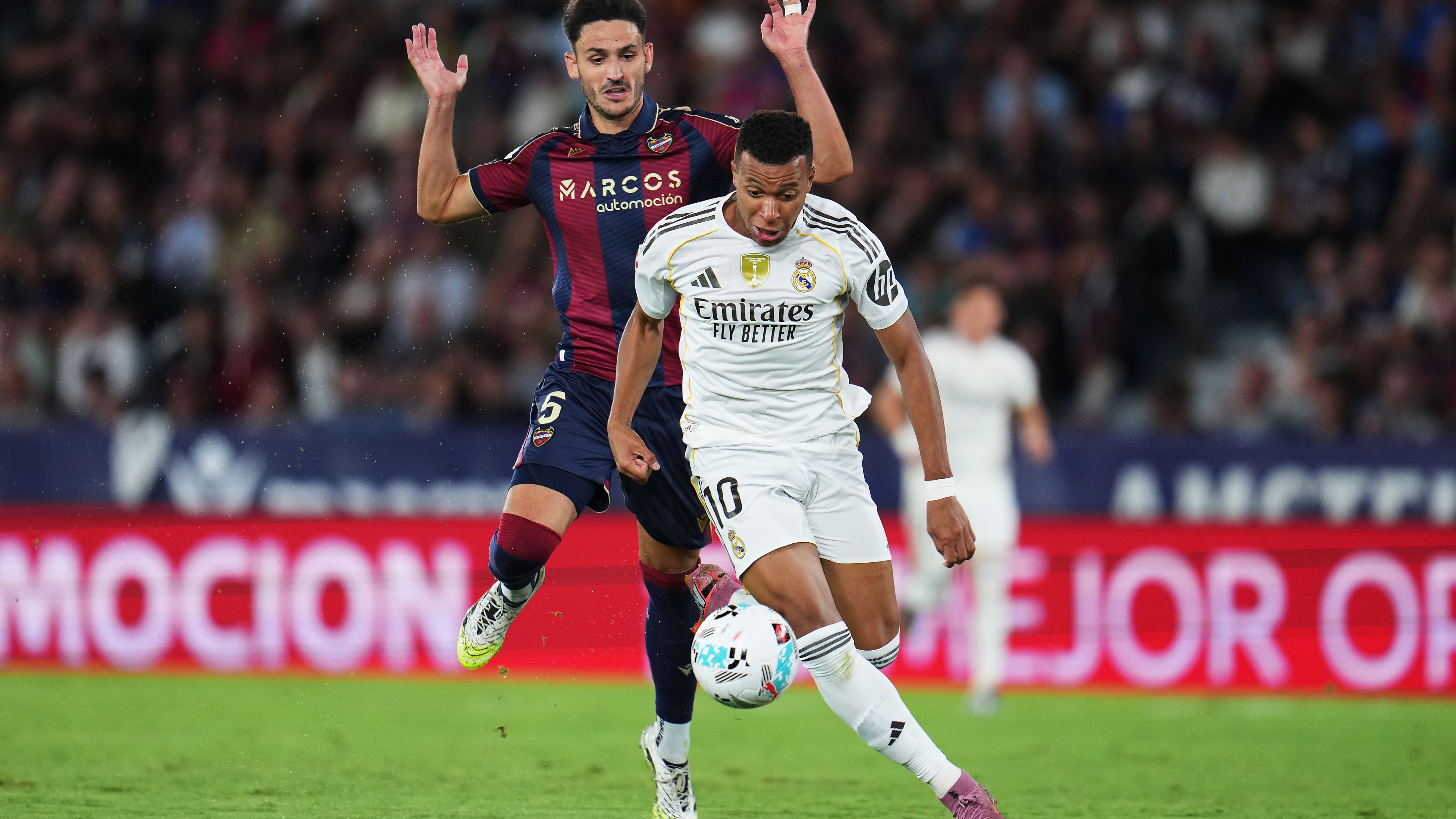 Levante UD v Real Madrid CF - LaLiga EA Sports