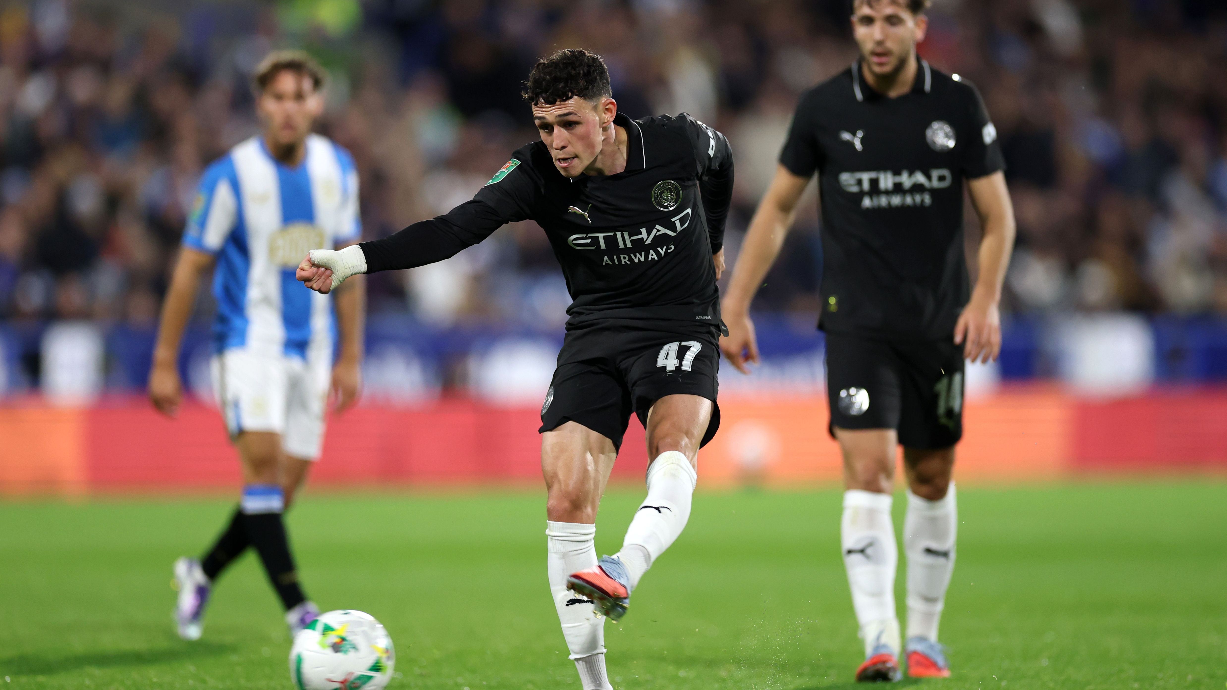Huddersfield Town v Manchester City - Carabao Cup Third Round