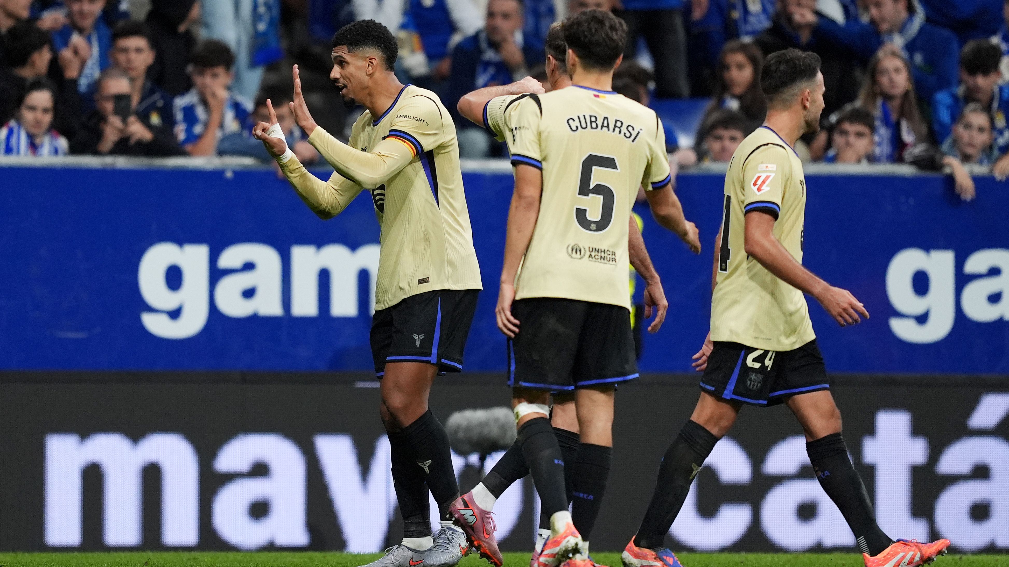 Real Oviedo v FC Barcelona - LaLiga EA Sports