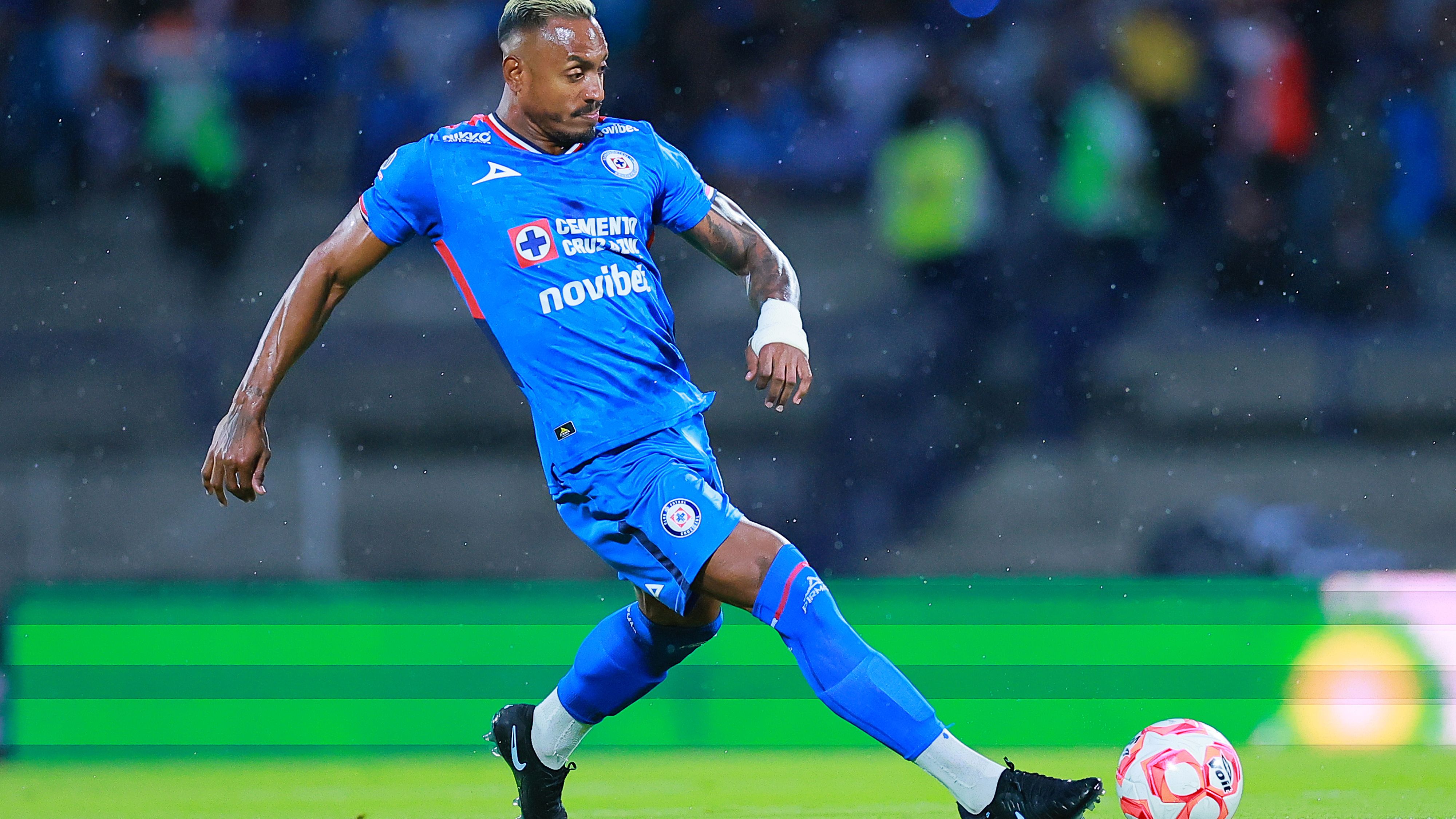 Cruz Azul v Queretaro - Torneo Apertura 2025 Liga MX