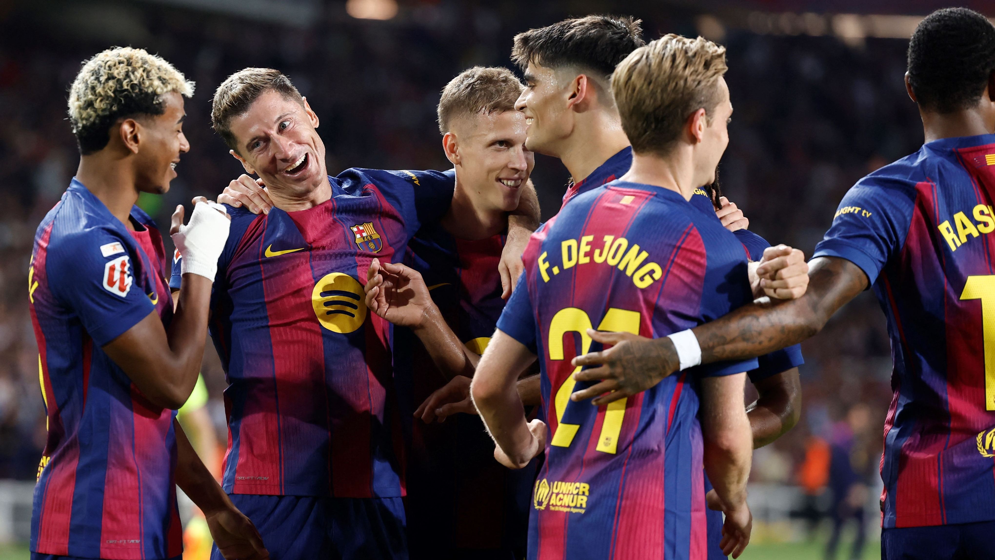 TOPSHOT-FBL-ESP-LIGA-BARCELONA-REAL SOCIEDAD