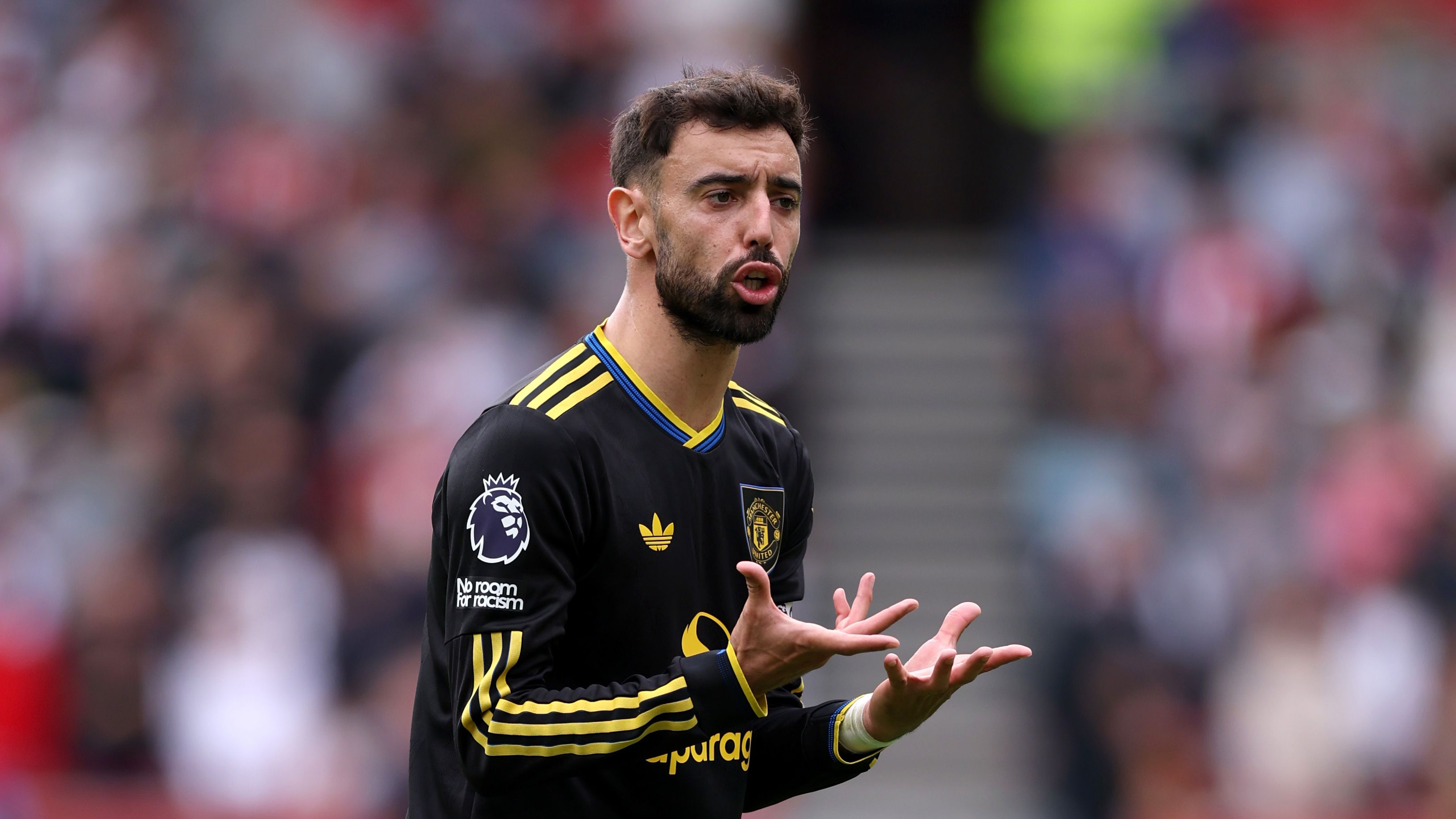 Brentford v Manchester United - Premier League