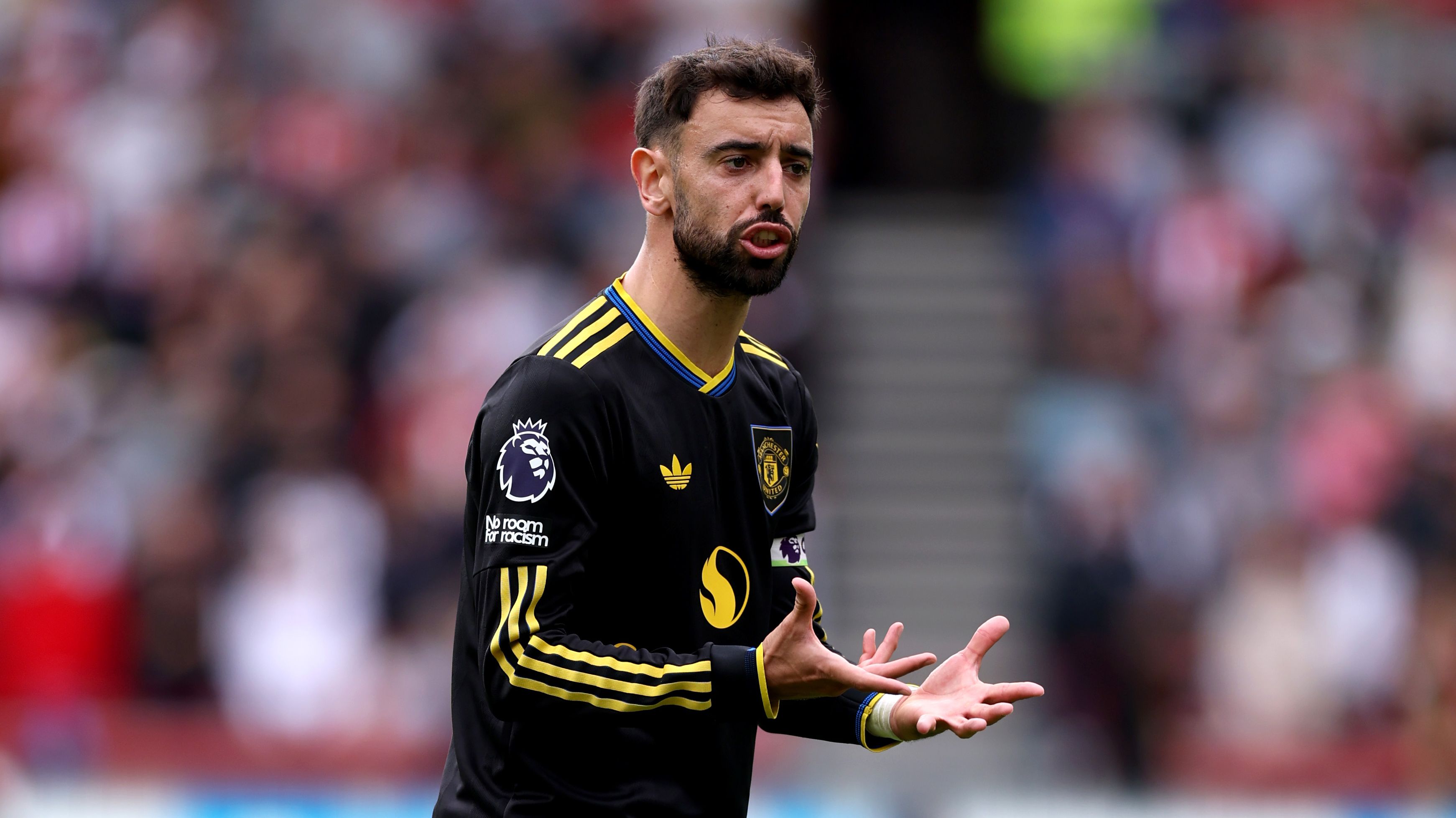 Brentford v Manchester United - Premier League