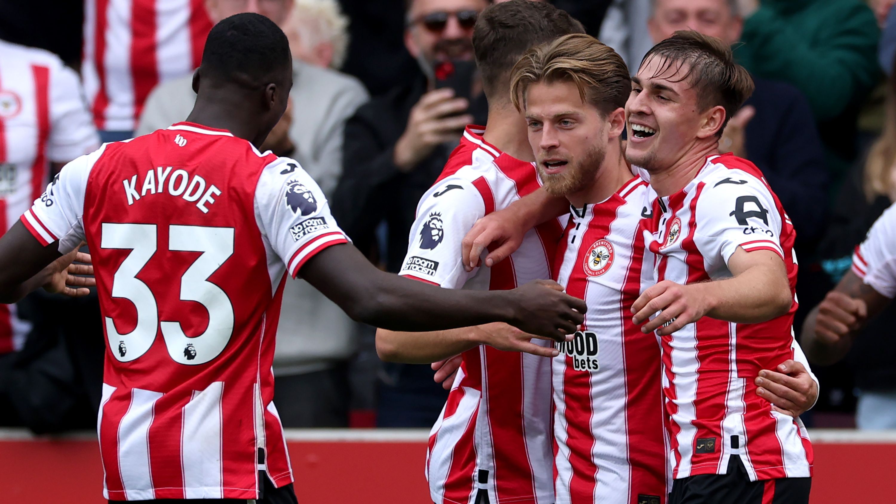 Brentford v Manchester United - Premier League