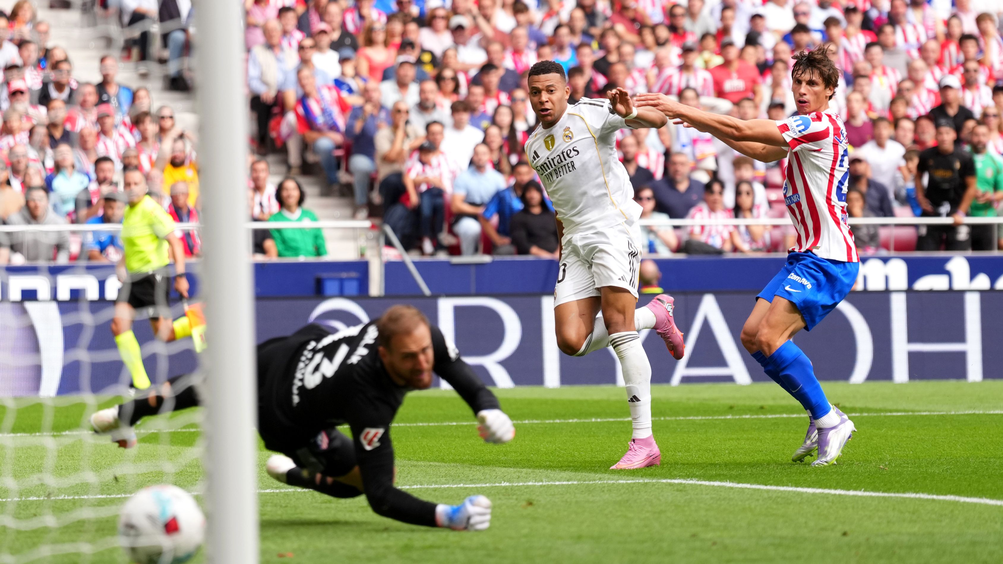 Atletico de Madrid v Real Madrid CF - LaLiga EA Sports