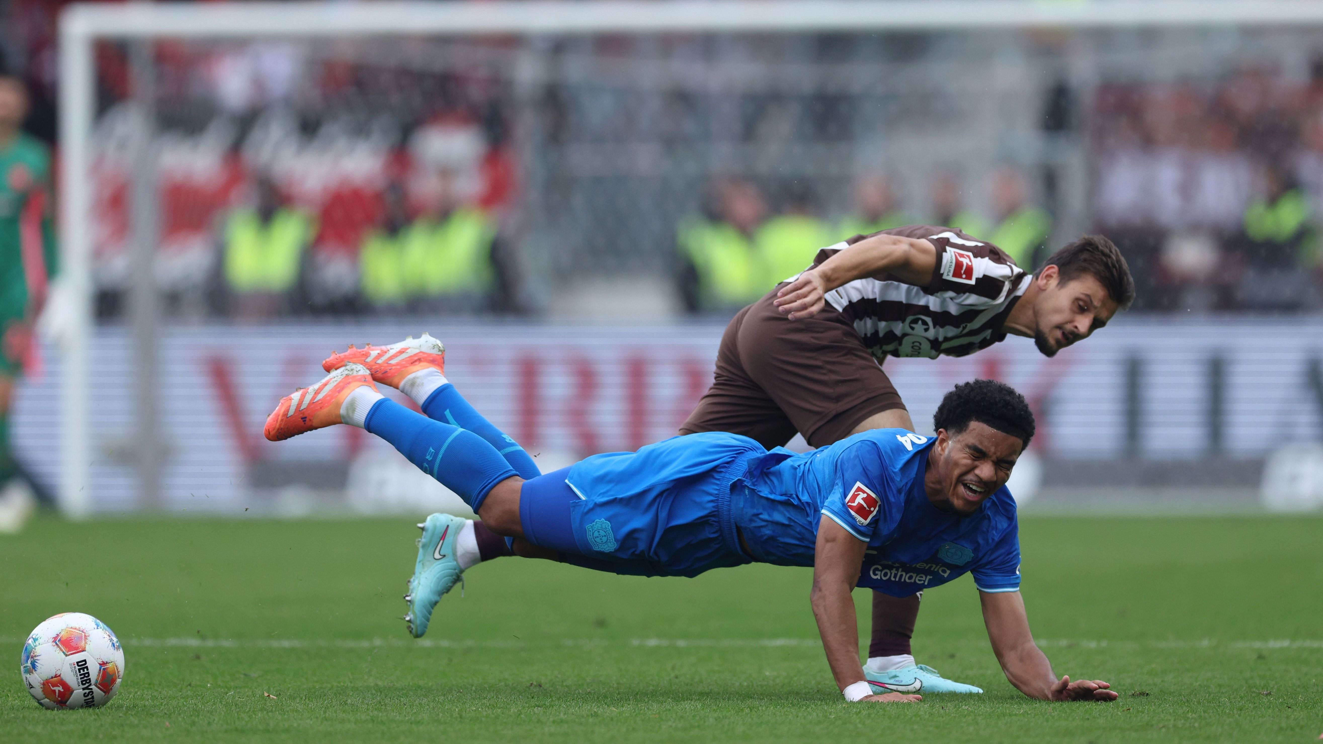 FC St. Pauli v Bayer 04 Leverkusen - Bundesliga