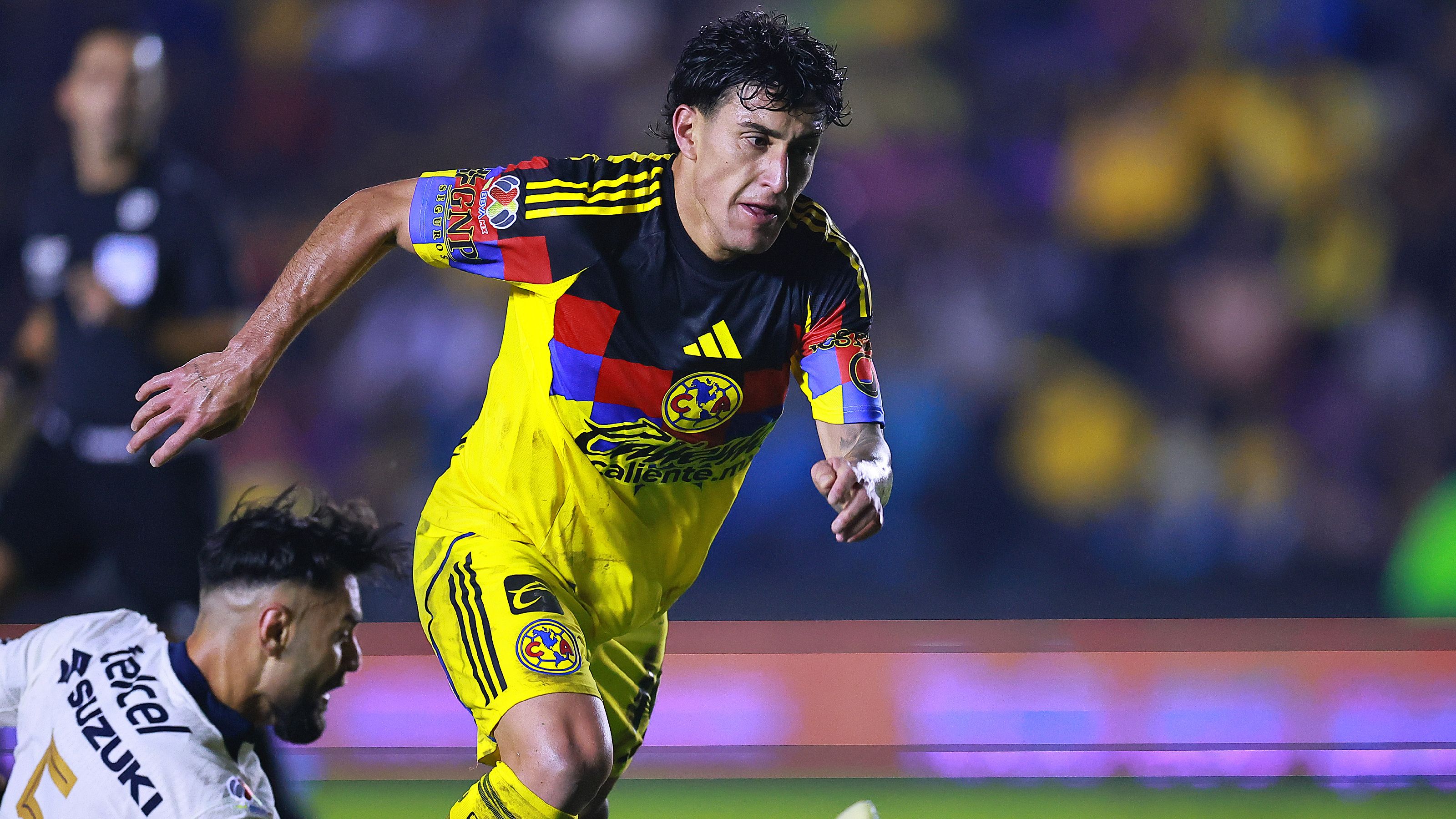 America v Pumas UNAM - Torneo Apertura 2025 Liga MX