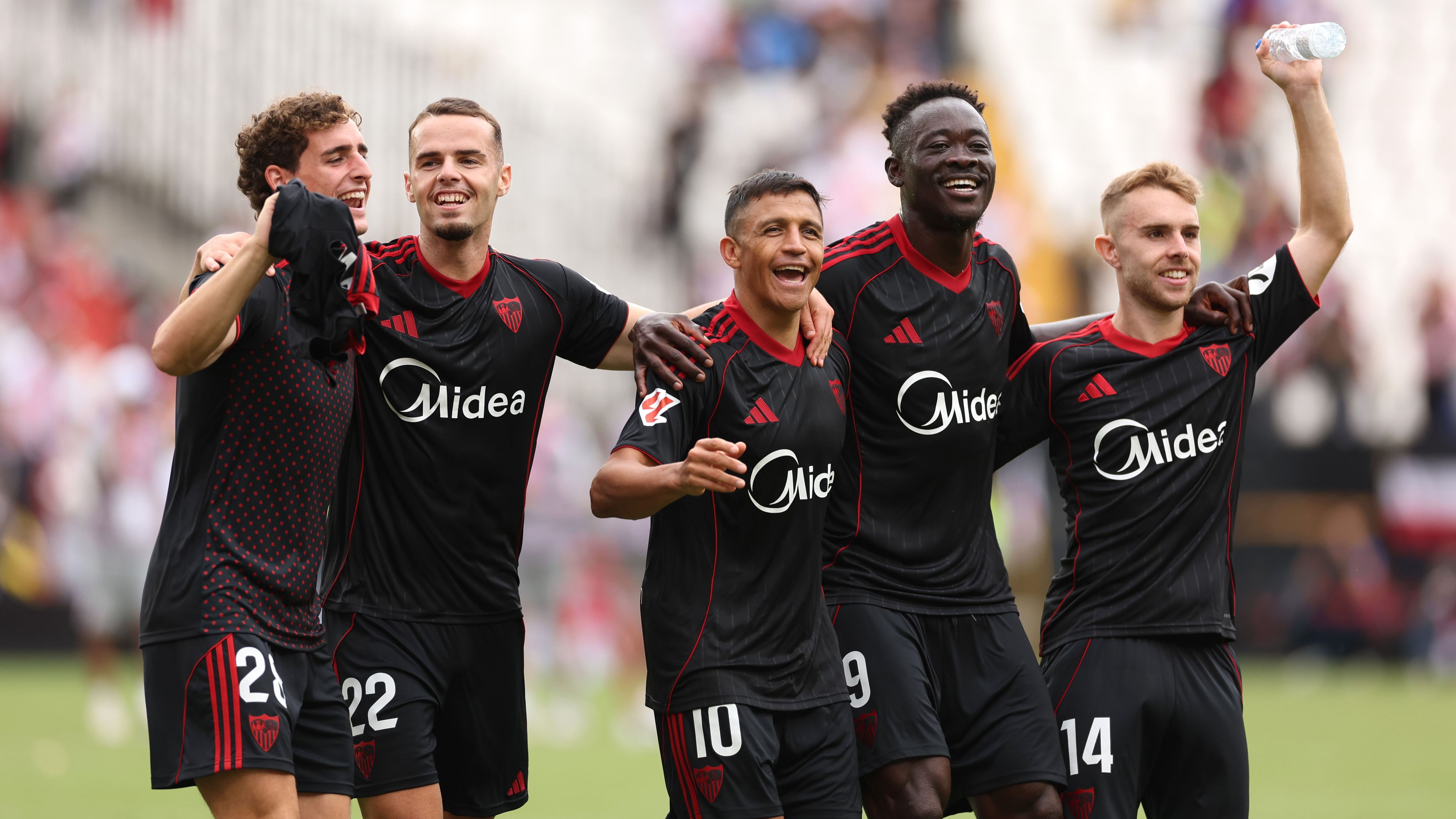 Rayo Vallecano de Madrid v Sevilla FC - LaLiga EA Sports