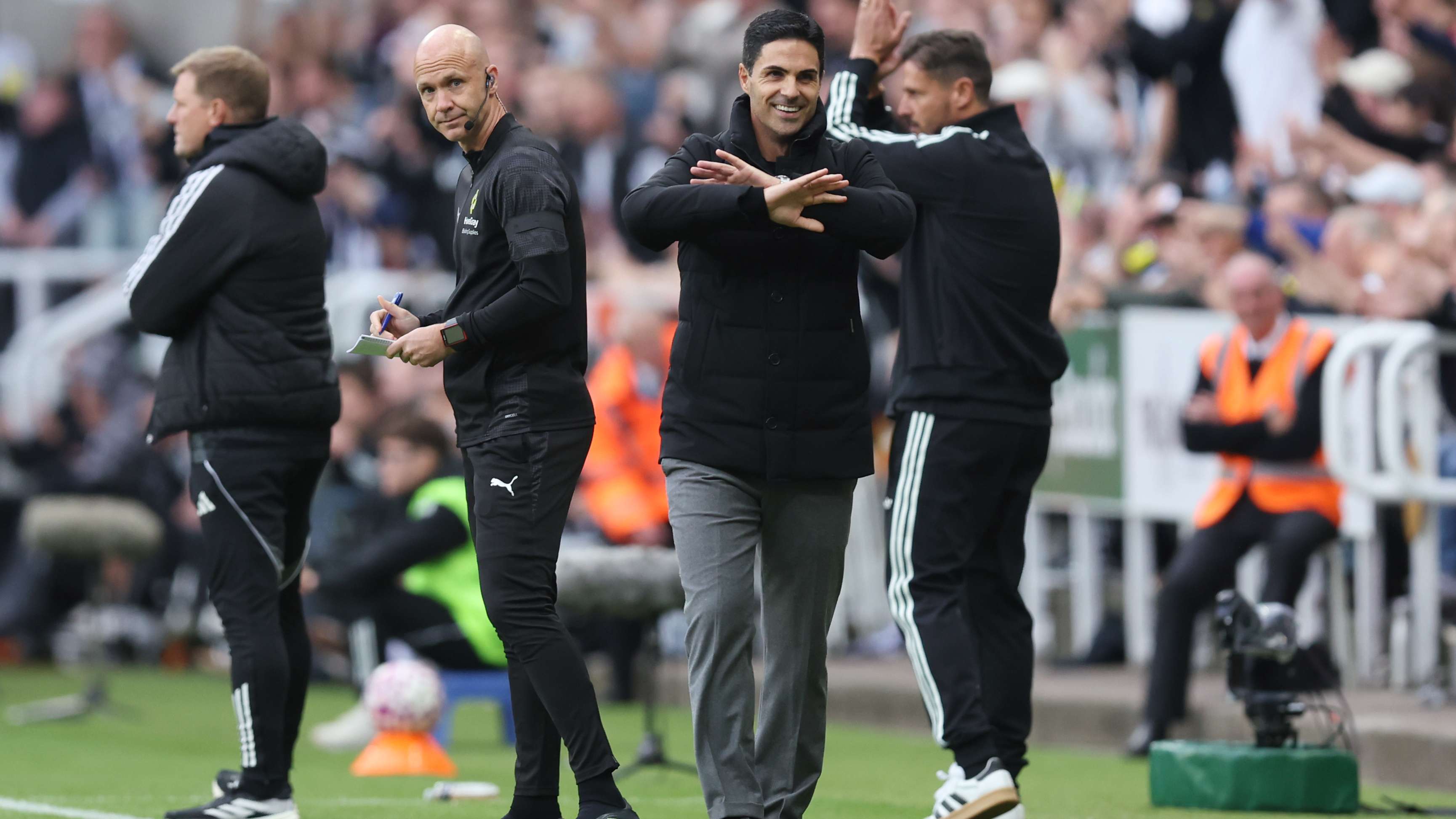 Newcastle United v Arsenal - Premier League