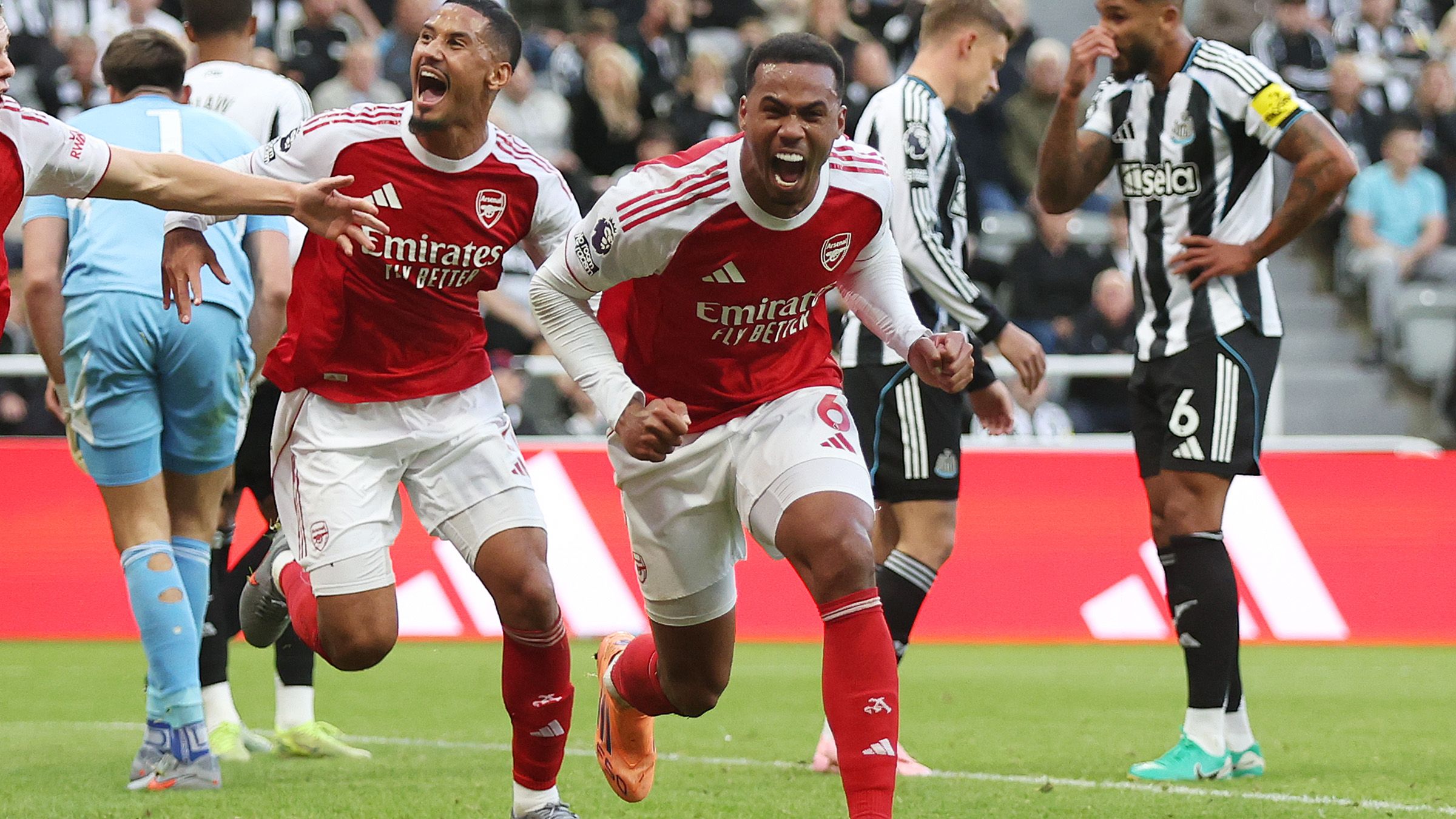 Newcastle United v Arsenal - Premier League