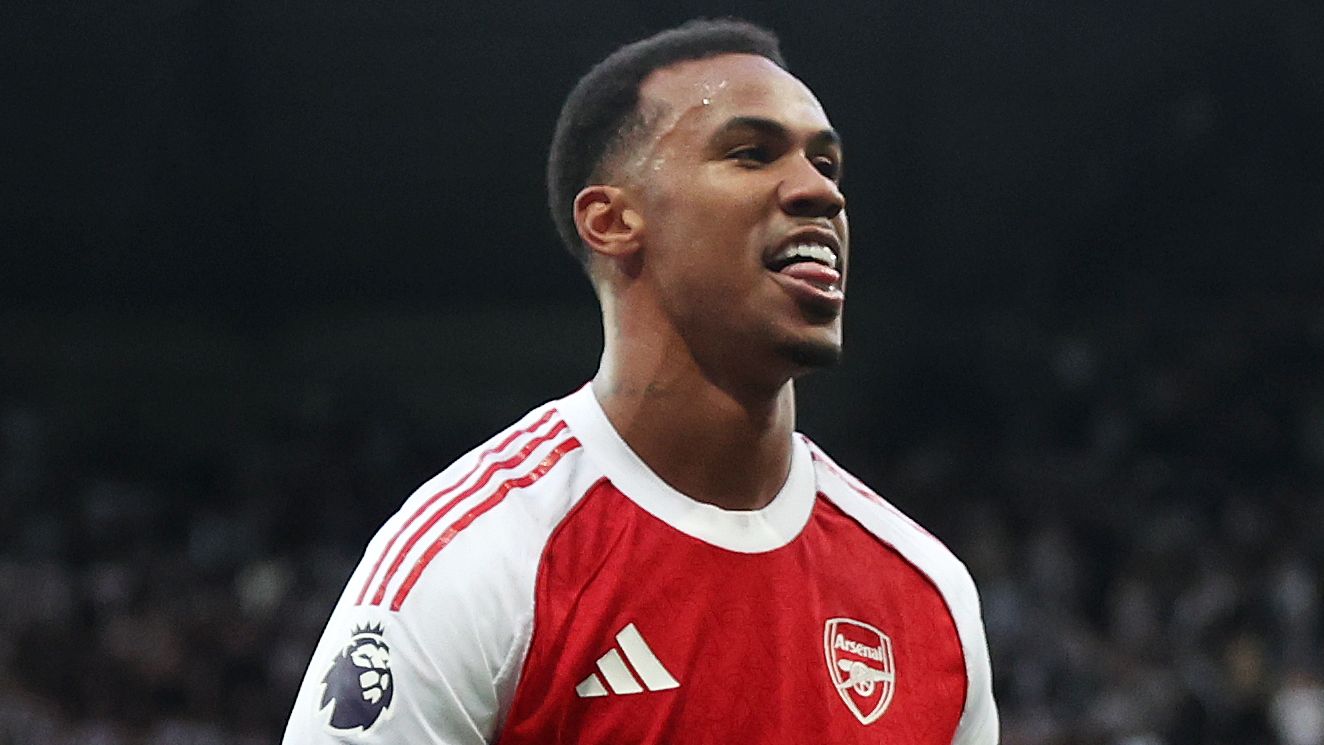 Newcastle United v Arsenal - Premier League