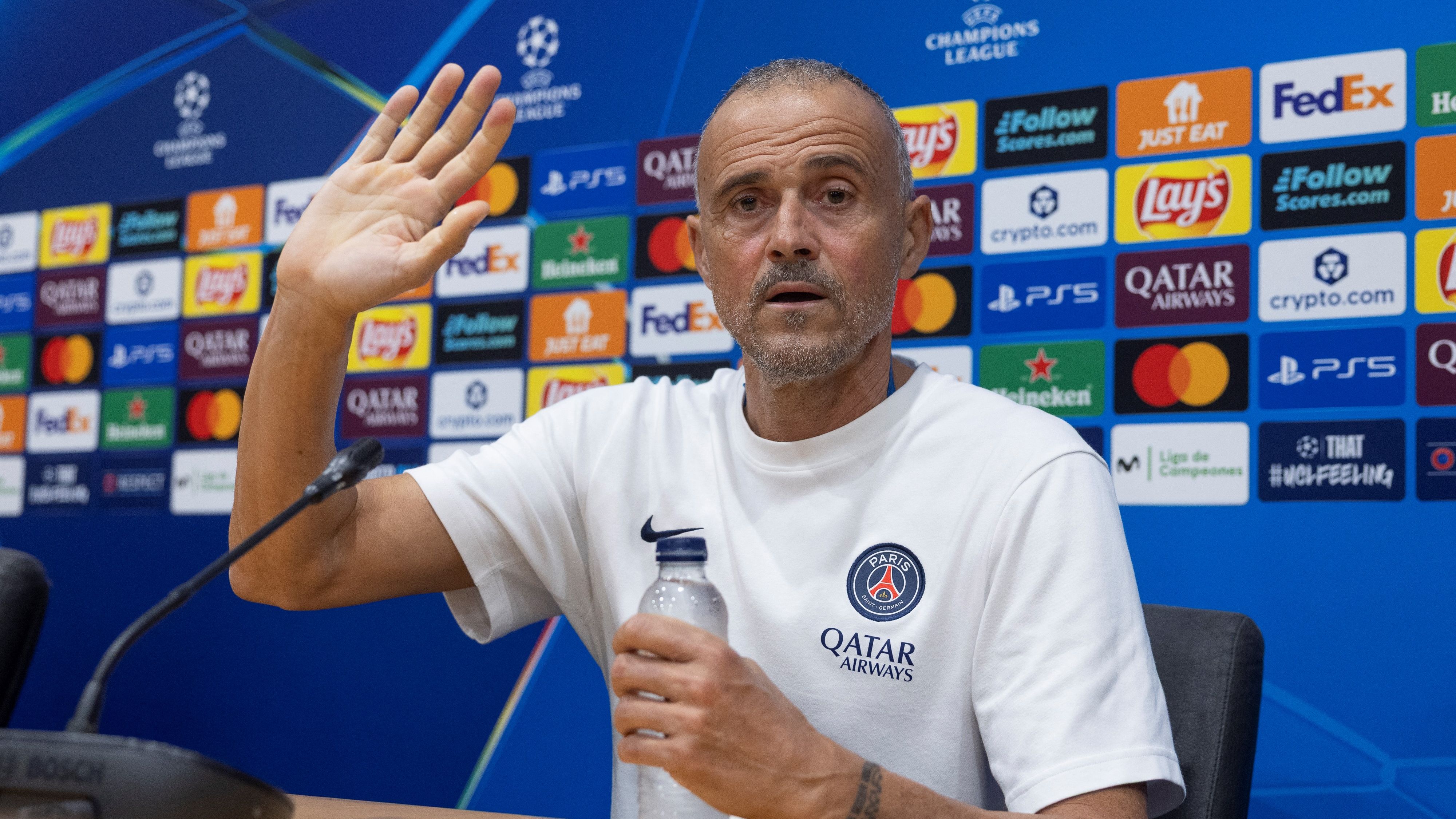 FBL-EUR-C1-PSG-PRESSER