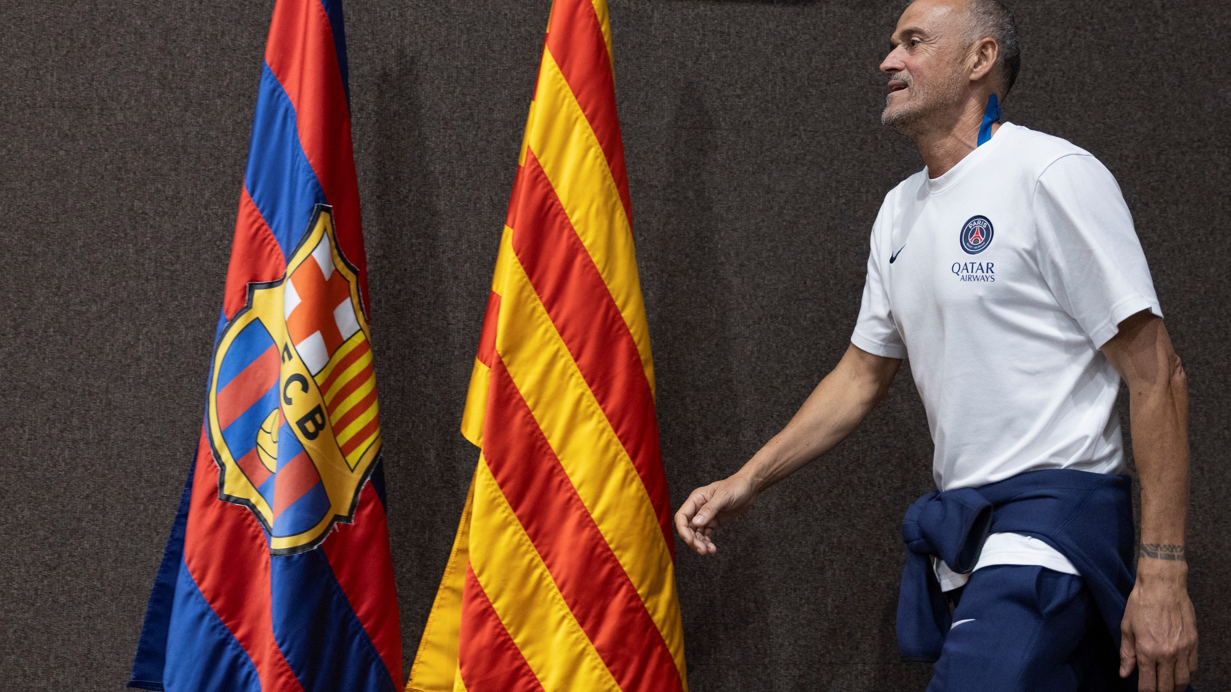 FBL-EUR-C1-PSG-PRESSER