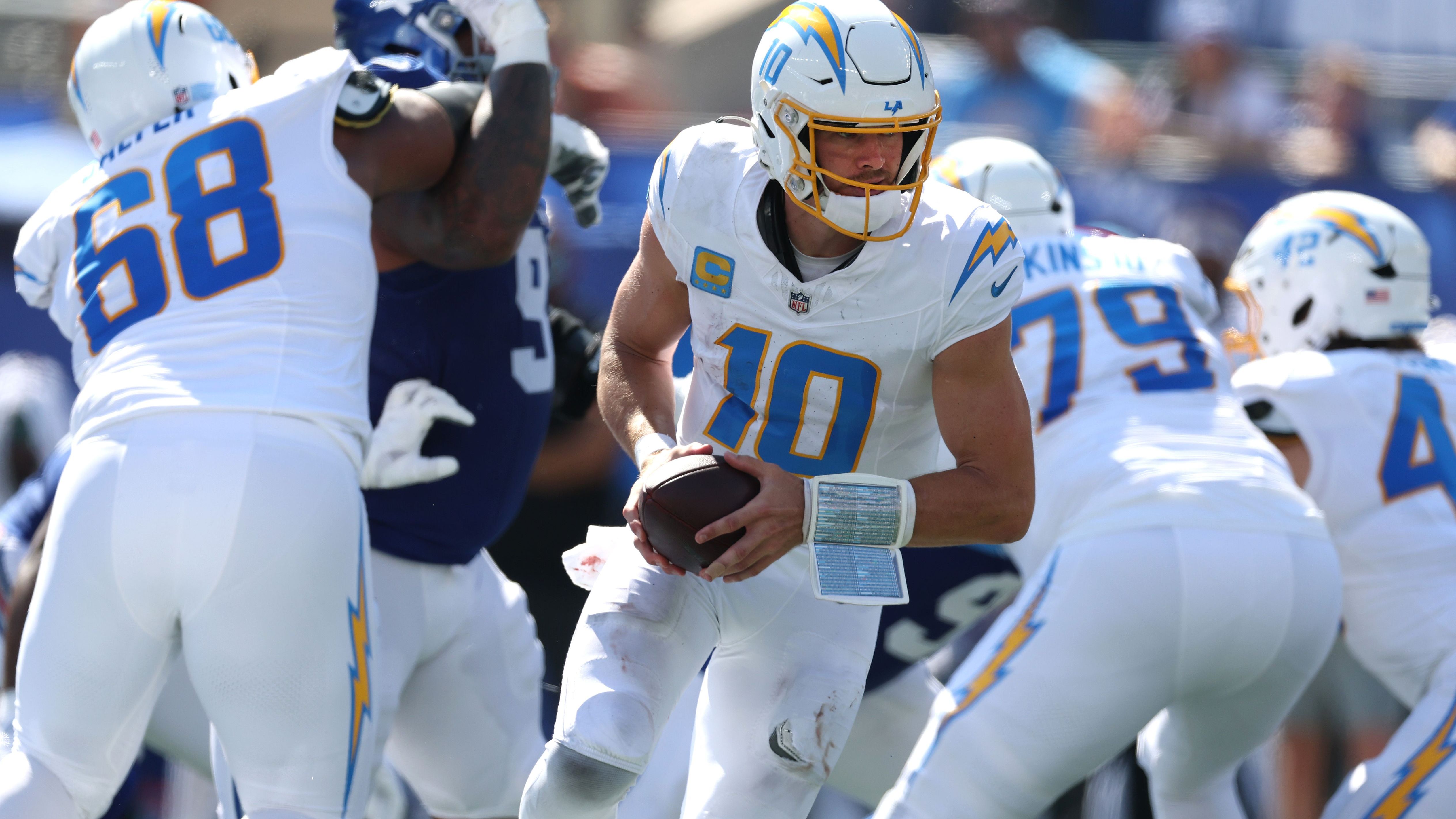 Los Angeles Chargers v New York Giants - NFL 2025