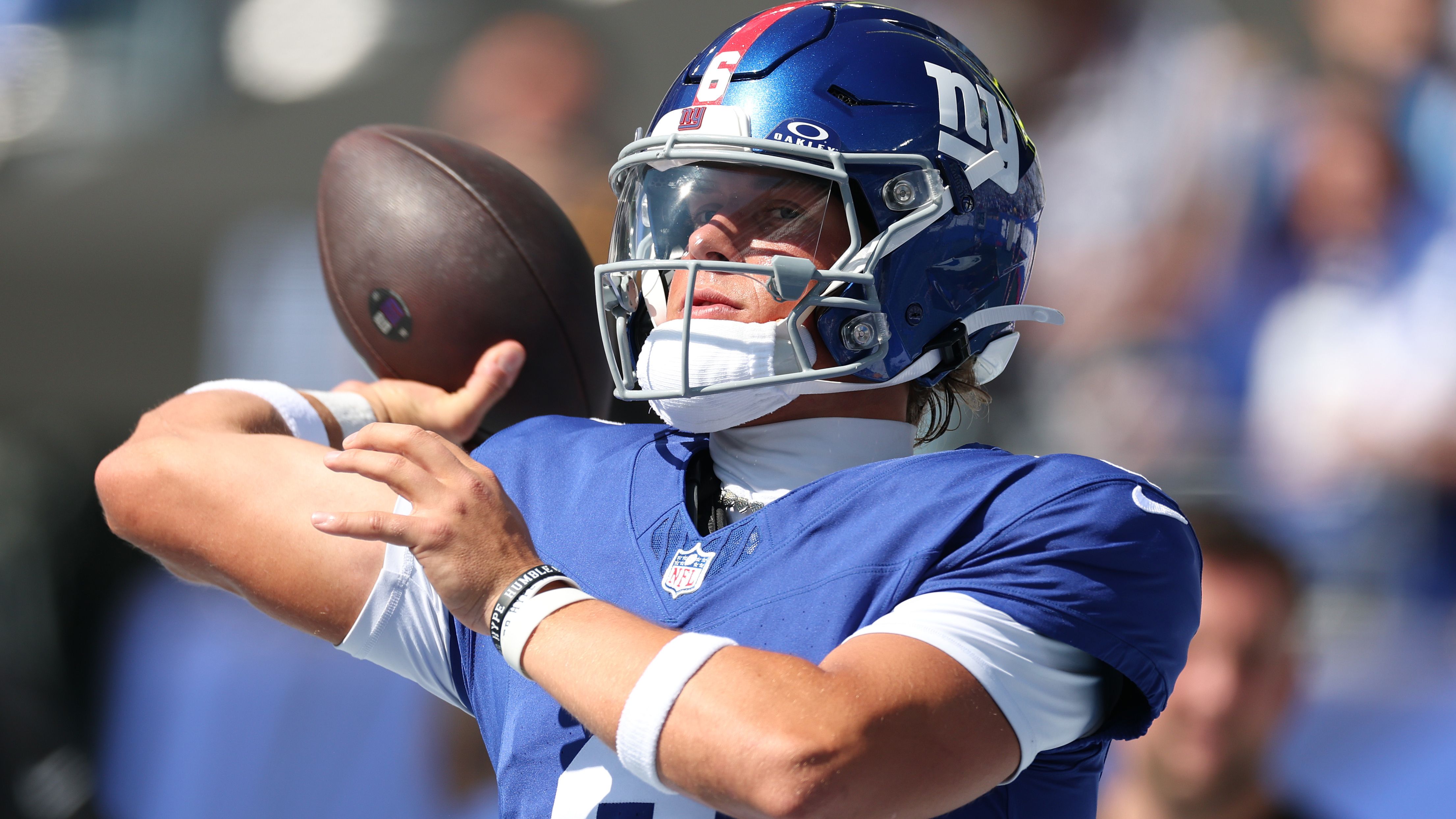 Los Angeles Chargers v New York Giants - NFL 2025