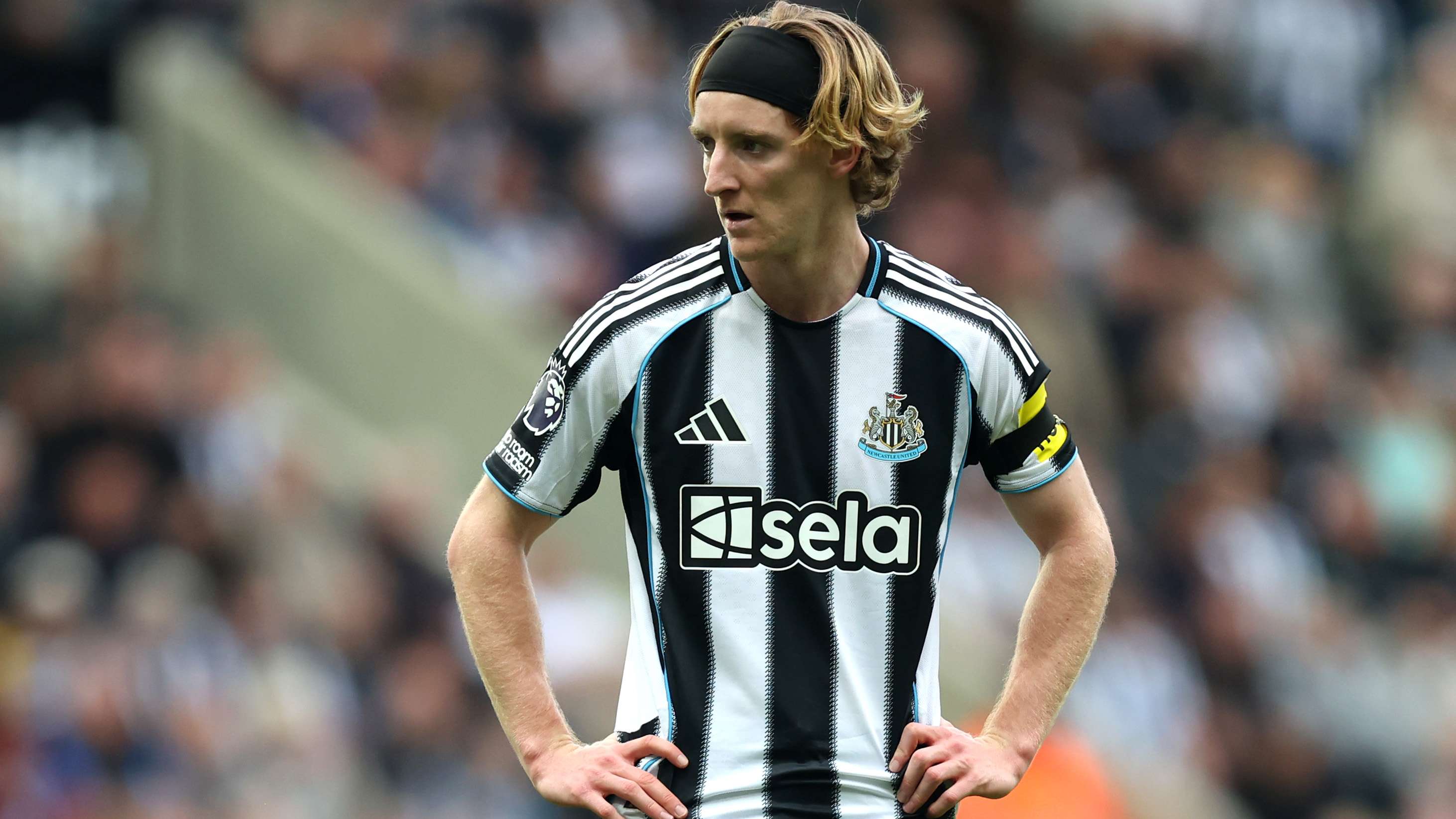 Newcastle United v Arsenal - Premier League