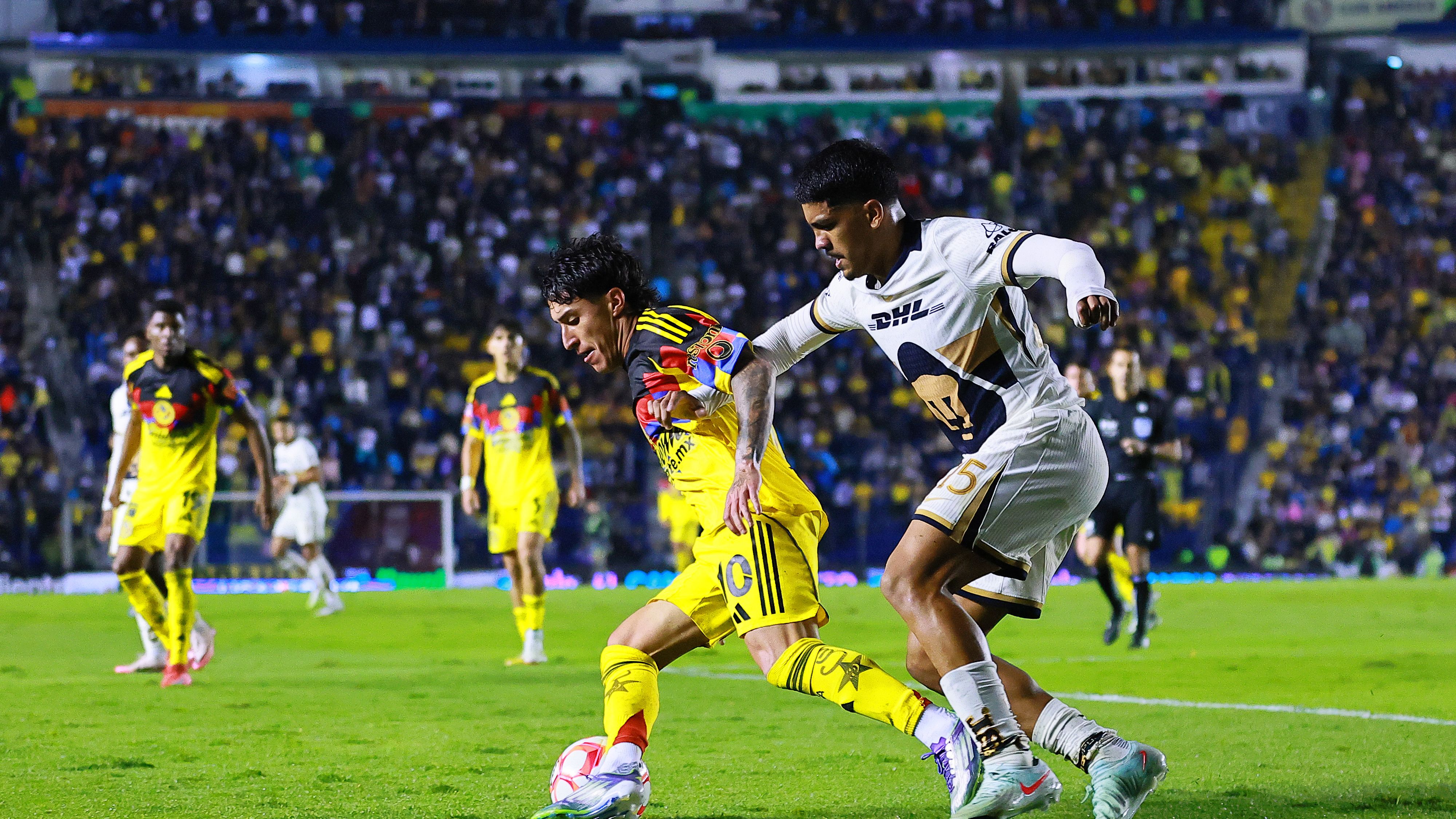 America v Pumas UNAM - Torneo Apertura 2025 Liga MX