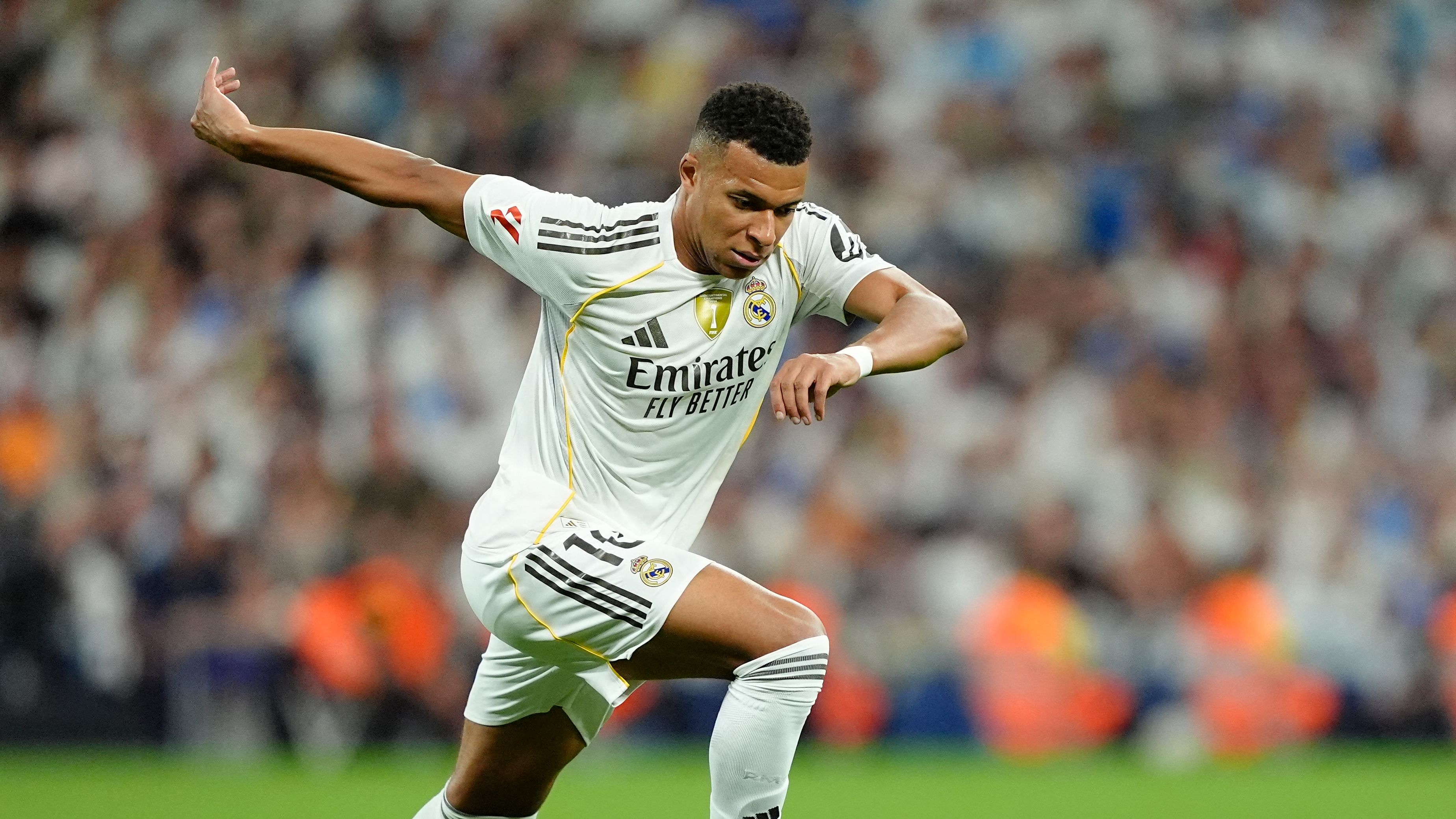 Real-Madrid-CF-v-Villarreal-CF-LaLiga-EA-Sports