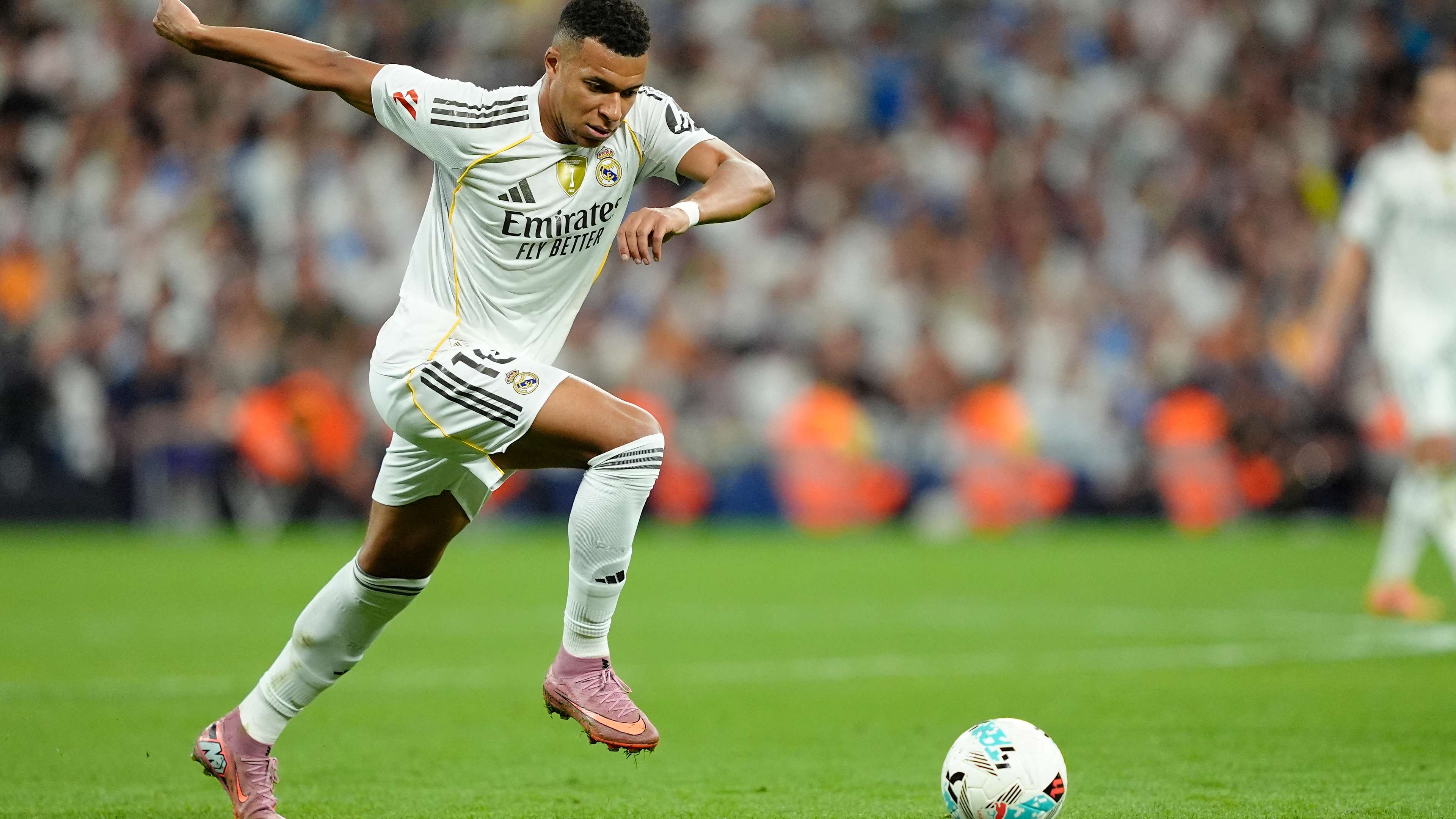 Real-Madrid-CF-v-Villarreal-CF-LaLiga-EA-Sports