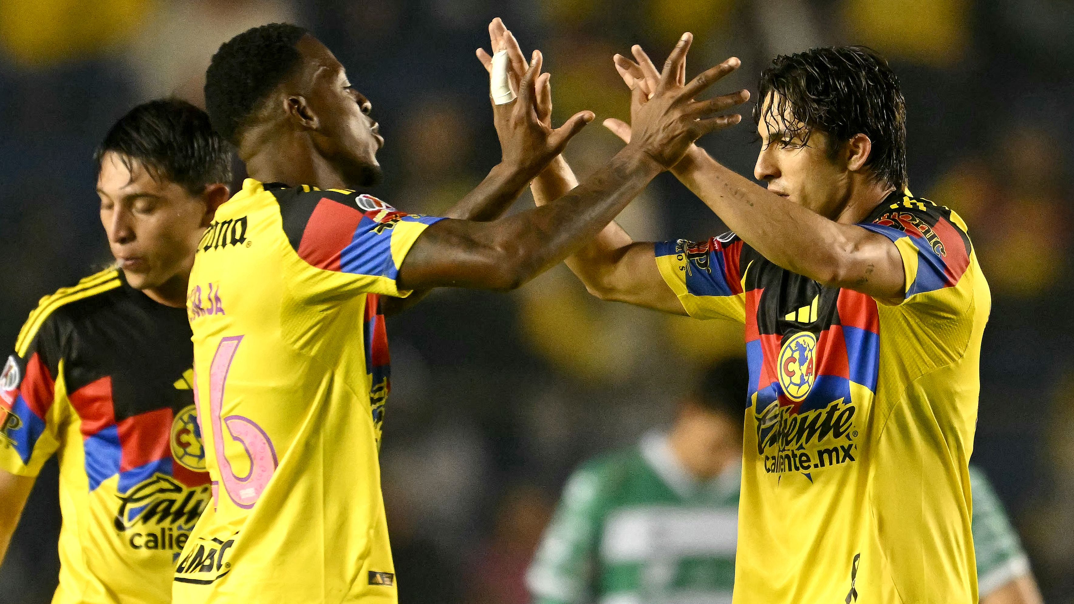 FBL-MEX-AMERICA-SANTOS