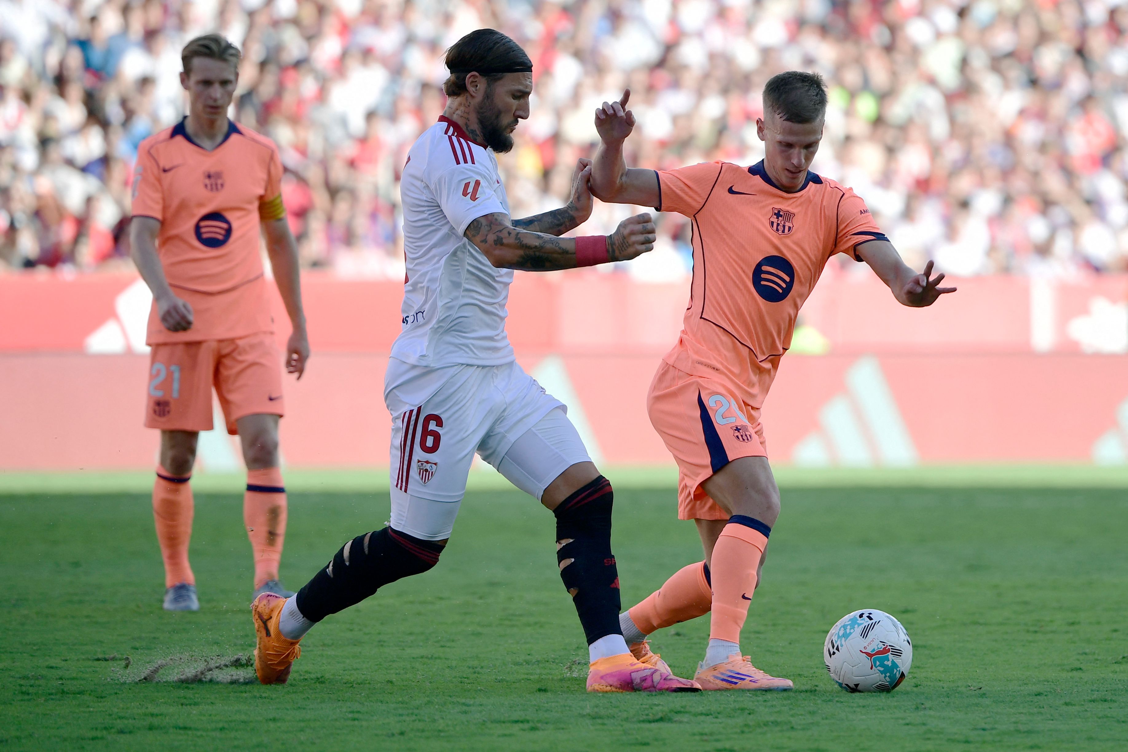 FBL-ESP-LIGA-SEVILLA-BARCELONA