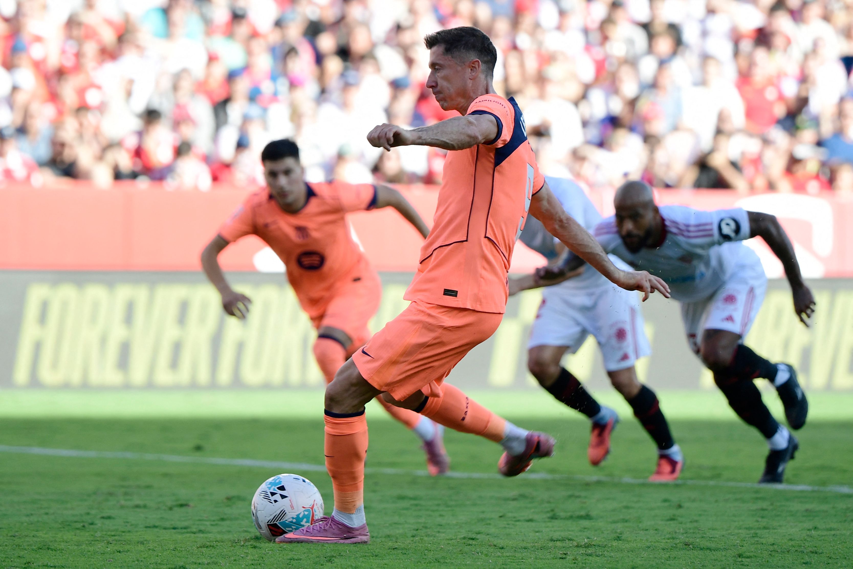 FBL-ESP-LIGA-SEVILLA-BARCELONA