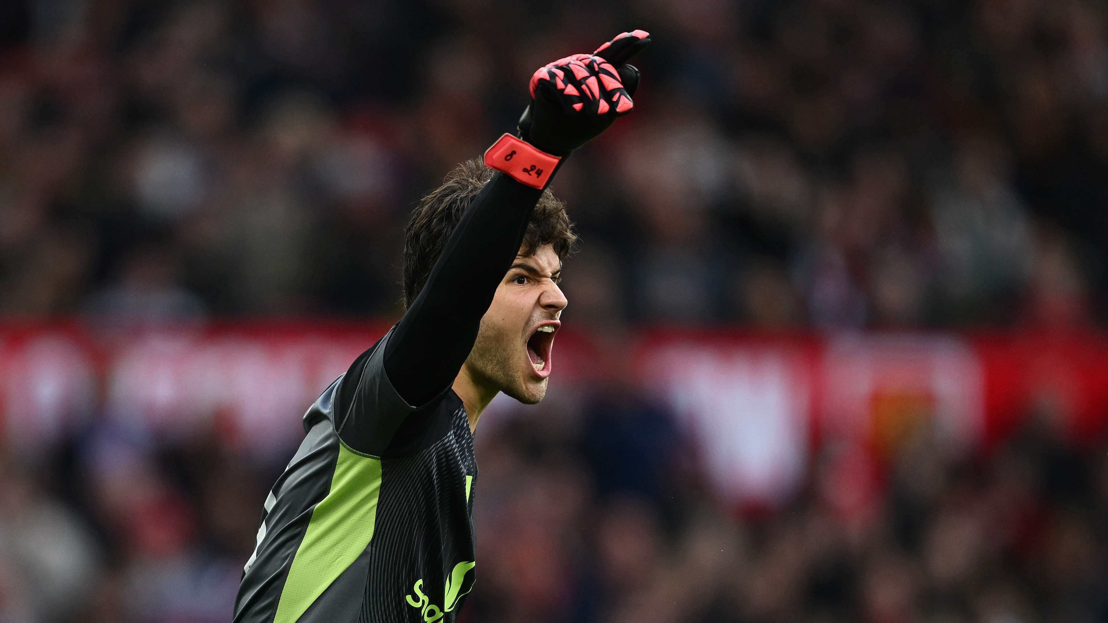 Not yet!' - Ruben Amorim urges fans against comparing Senne Lammens with club legend as Man Utd goalkeeper faces massive test at Liverpool | Goal.com Australia
